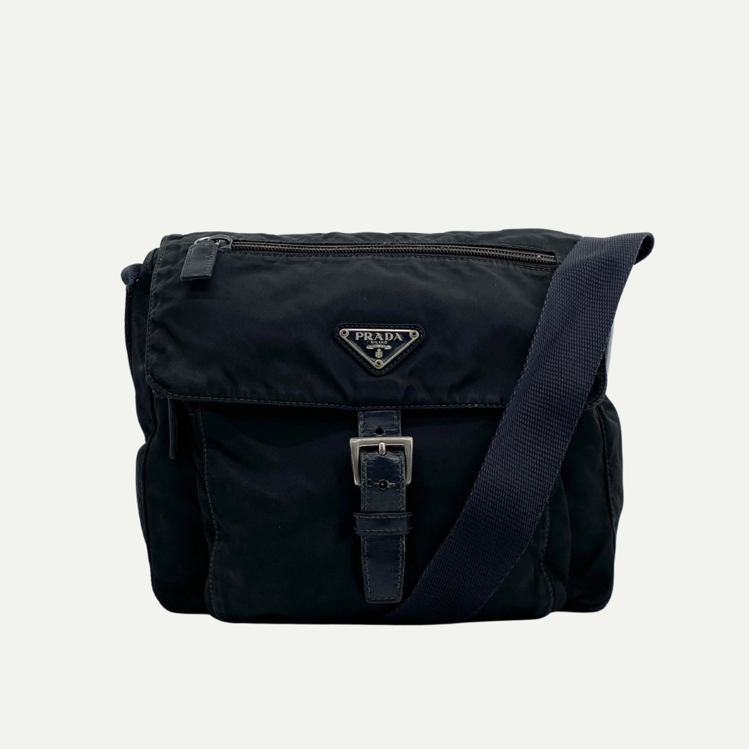 Messenger Small Crossbody Black