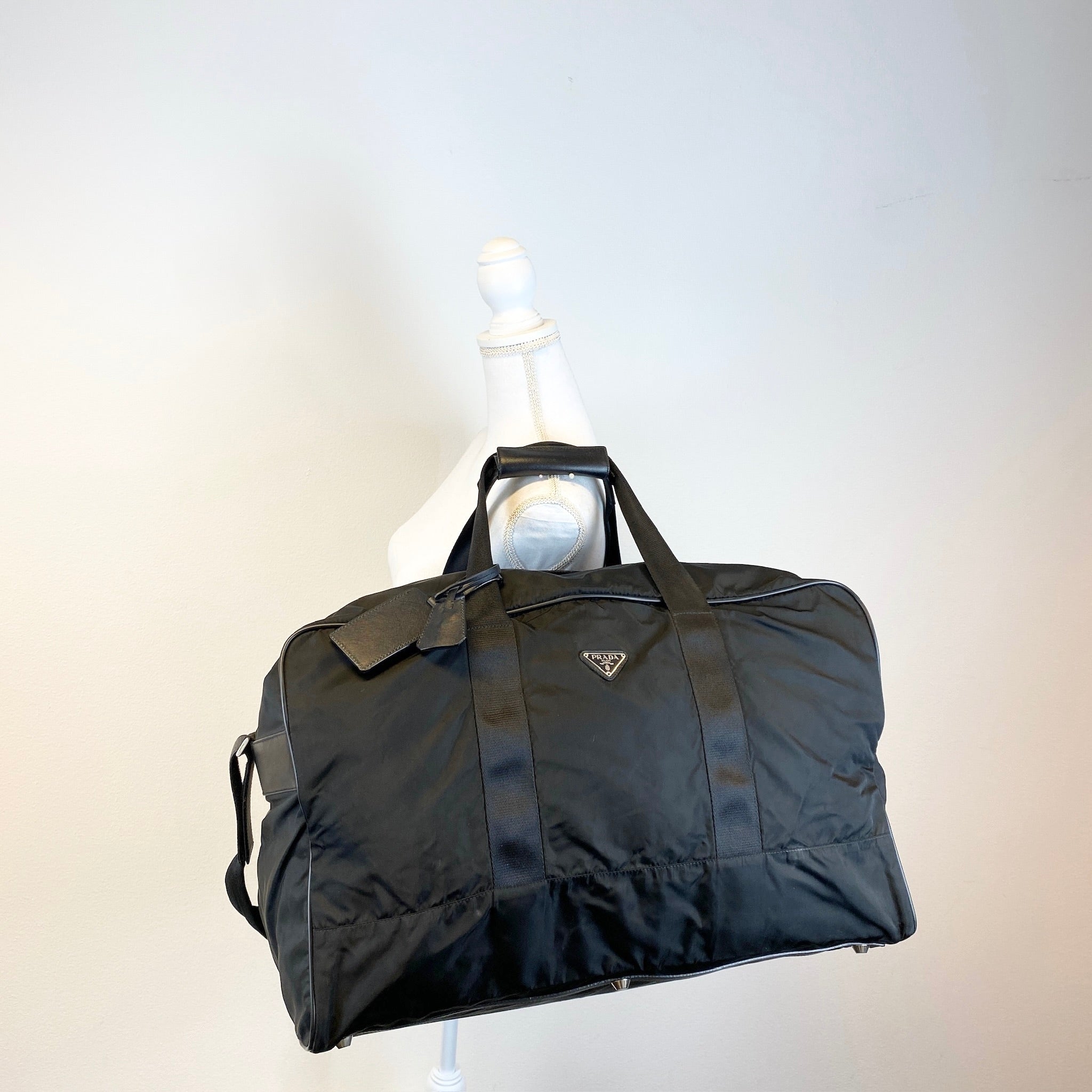 Nylon Boston Travel Bag Black - Vintage Luxuries