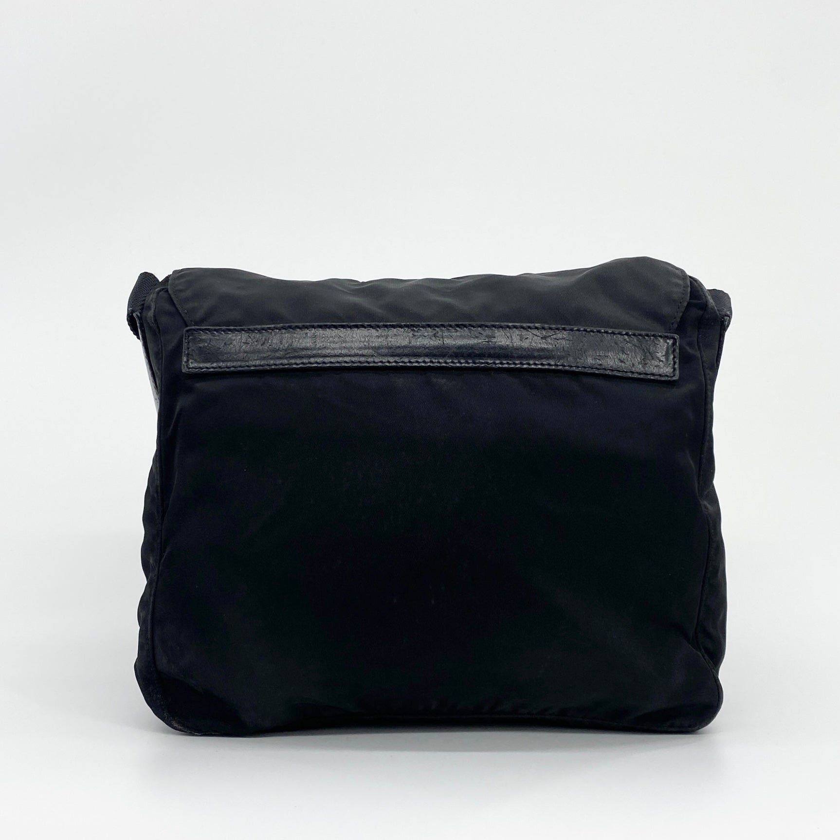 Messenger Small Crossbody Black - Vintage Luxuries