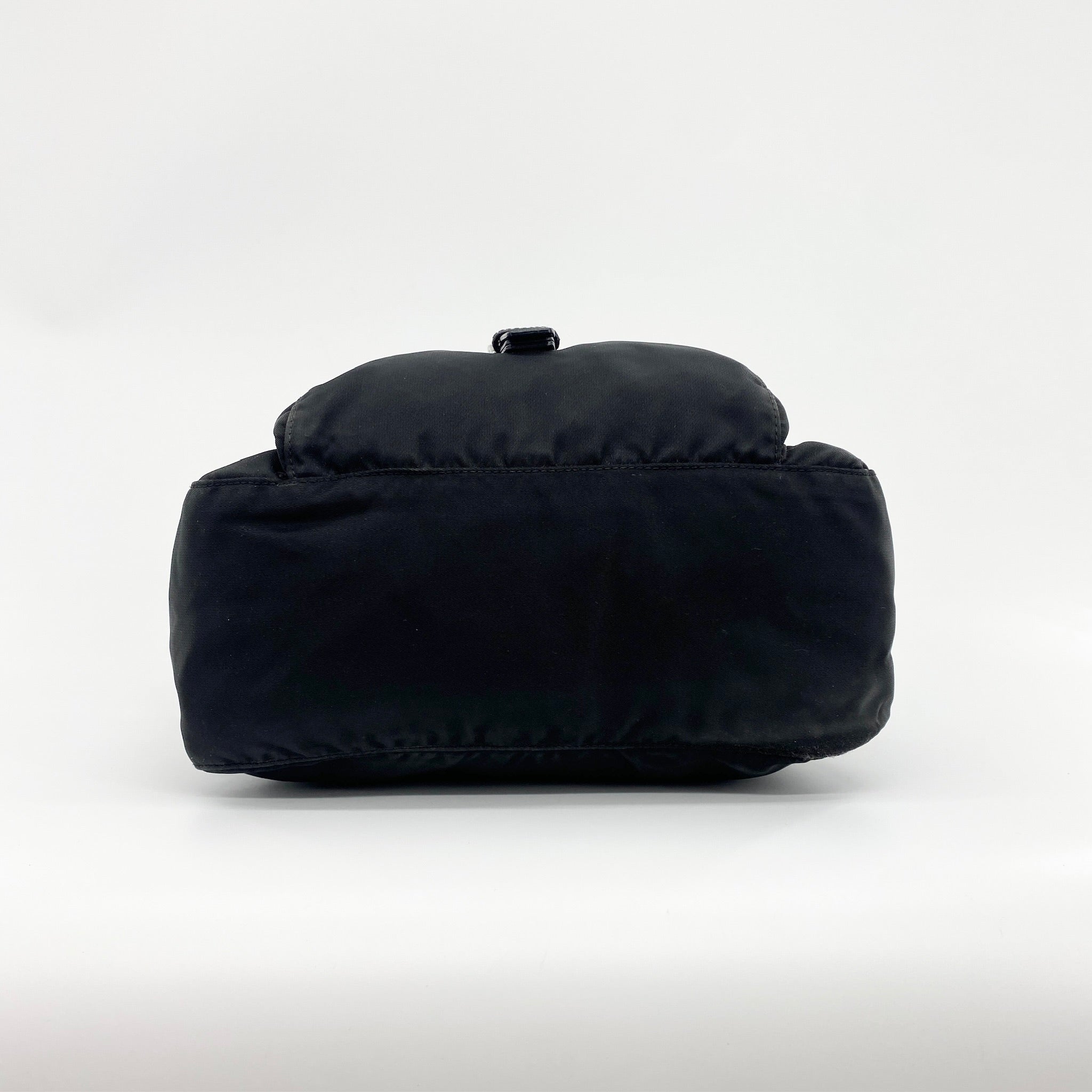 Messenger Small Crossbody Black - Vintage Luxuries