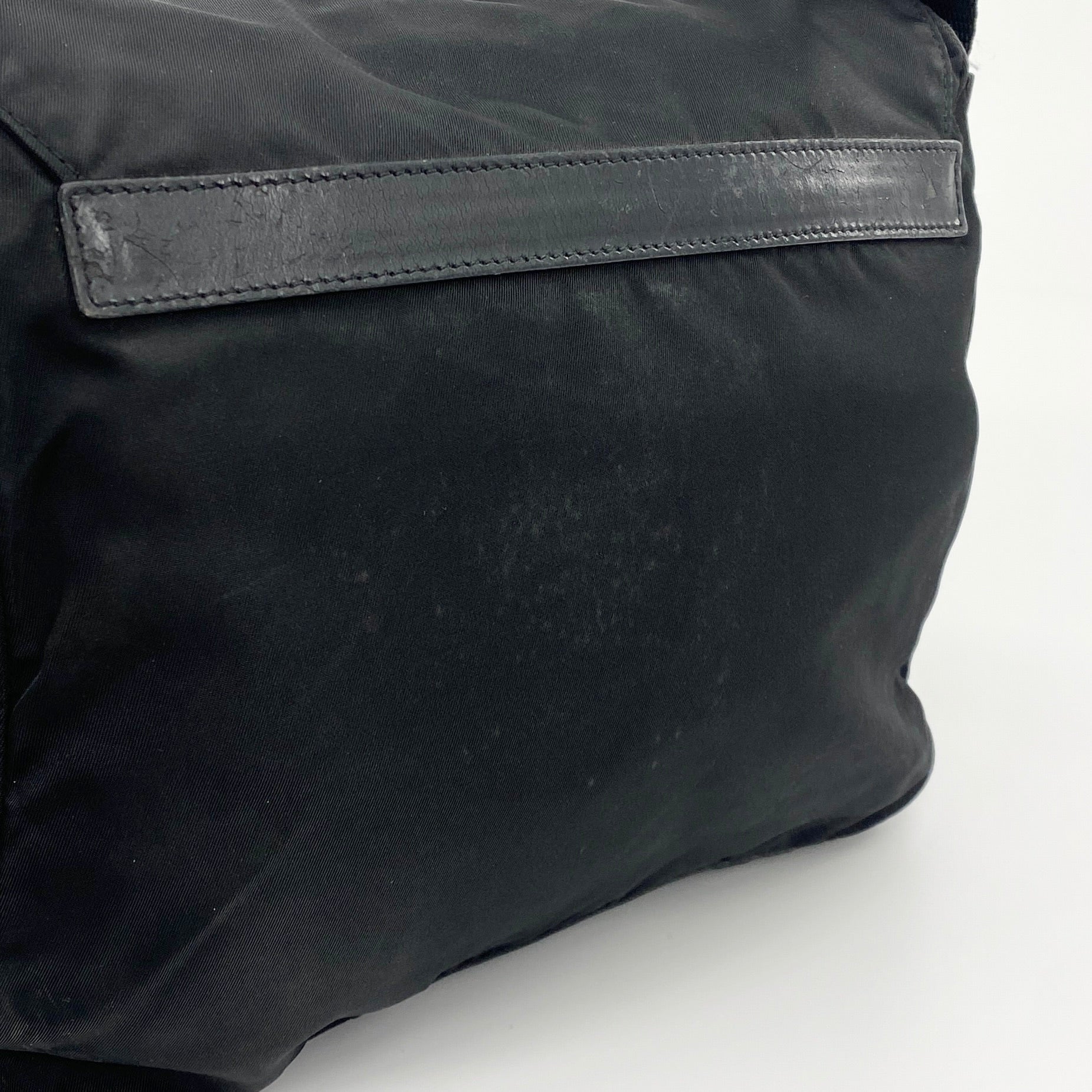 Messenger Small Crossbody Black - Vintage Luxuries
