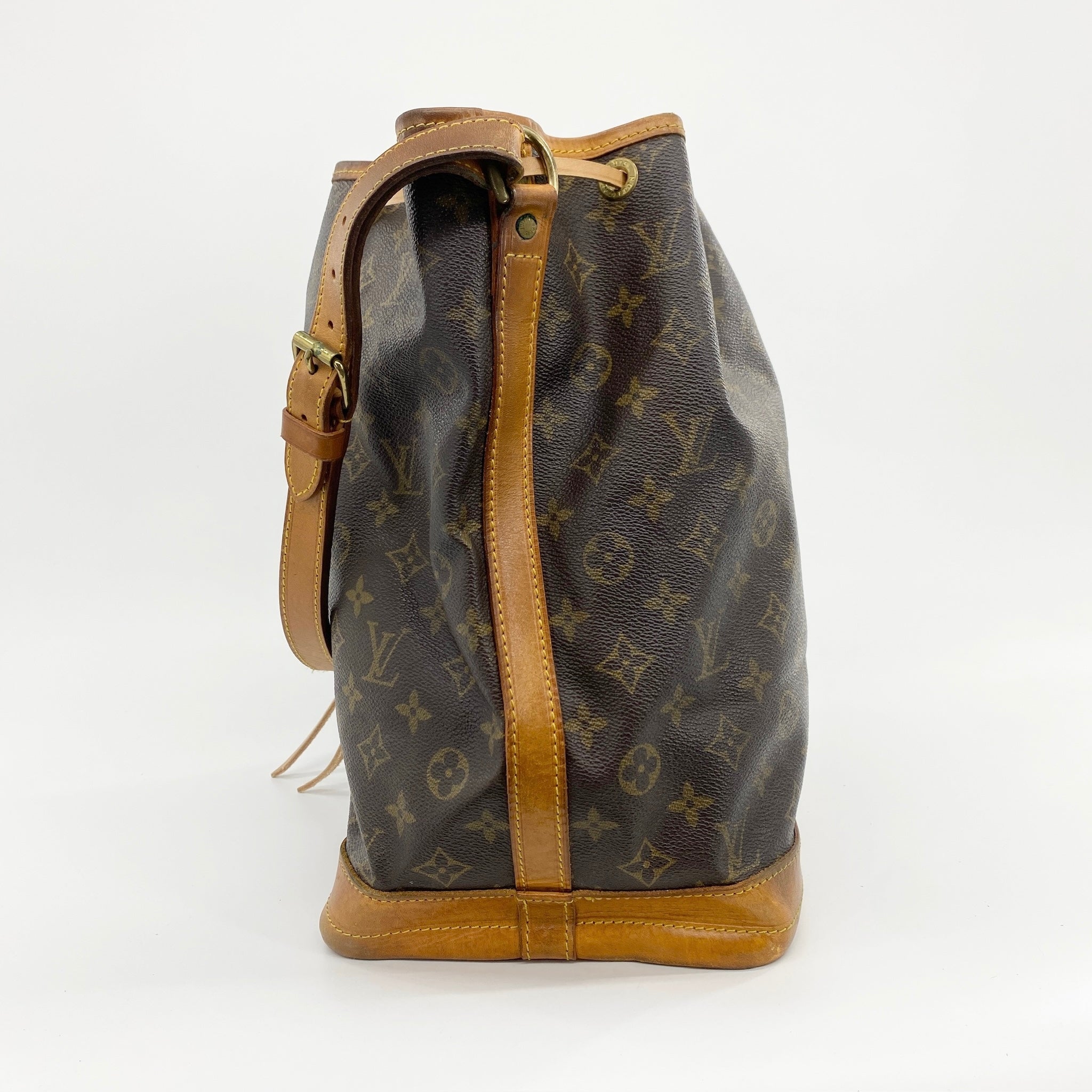 Noe Monogram Canvas Bag