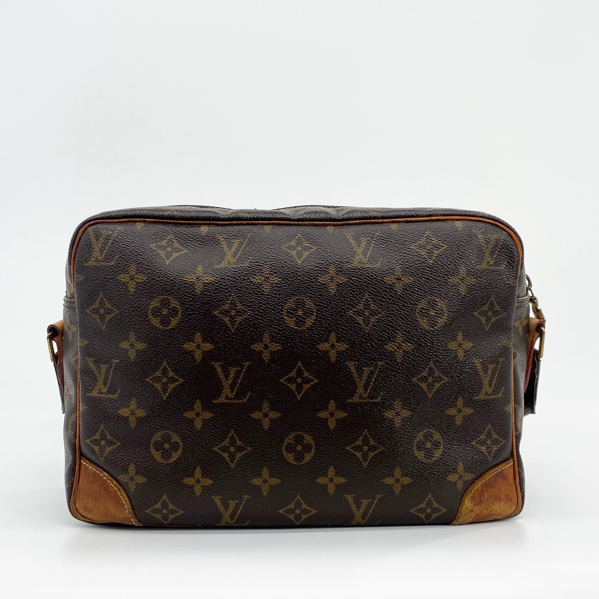 Nile MM Crossbody Bag - Vintage Luxuries
