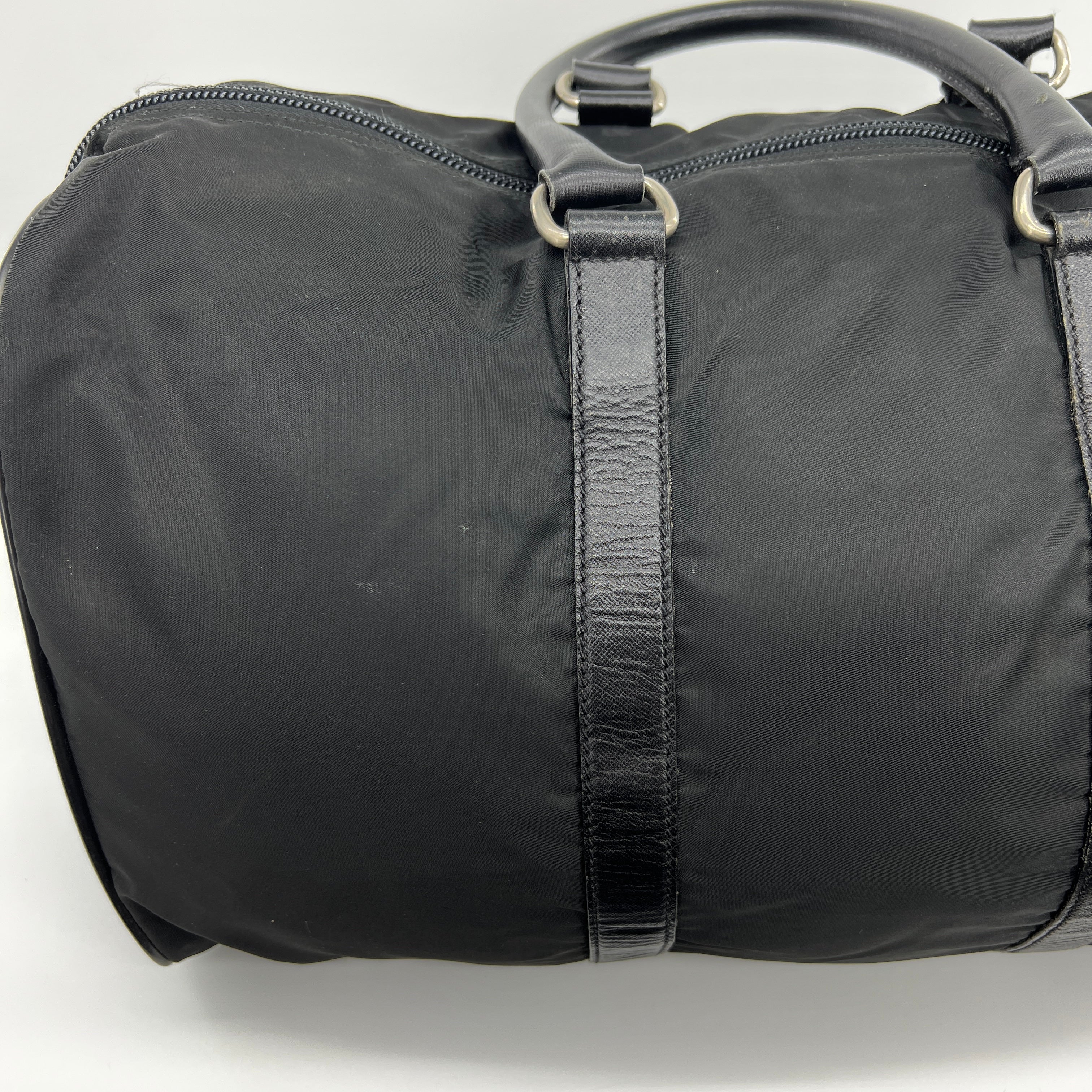 Nylon Boston Travel Bag Black - Vintage Luxuries