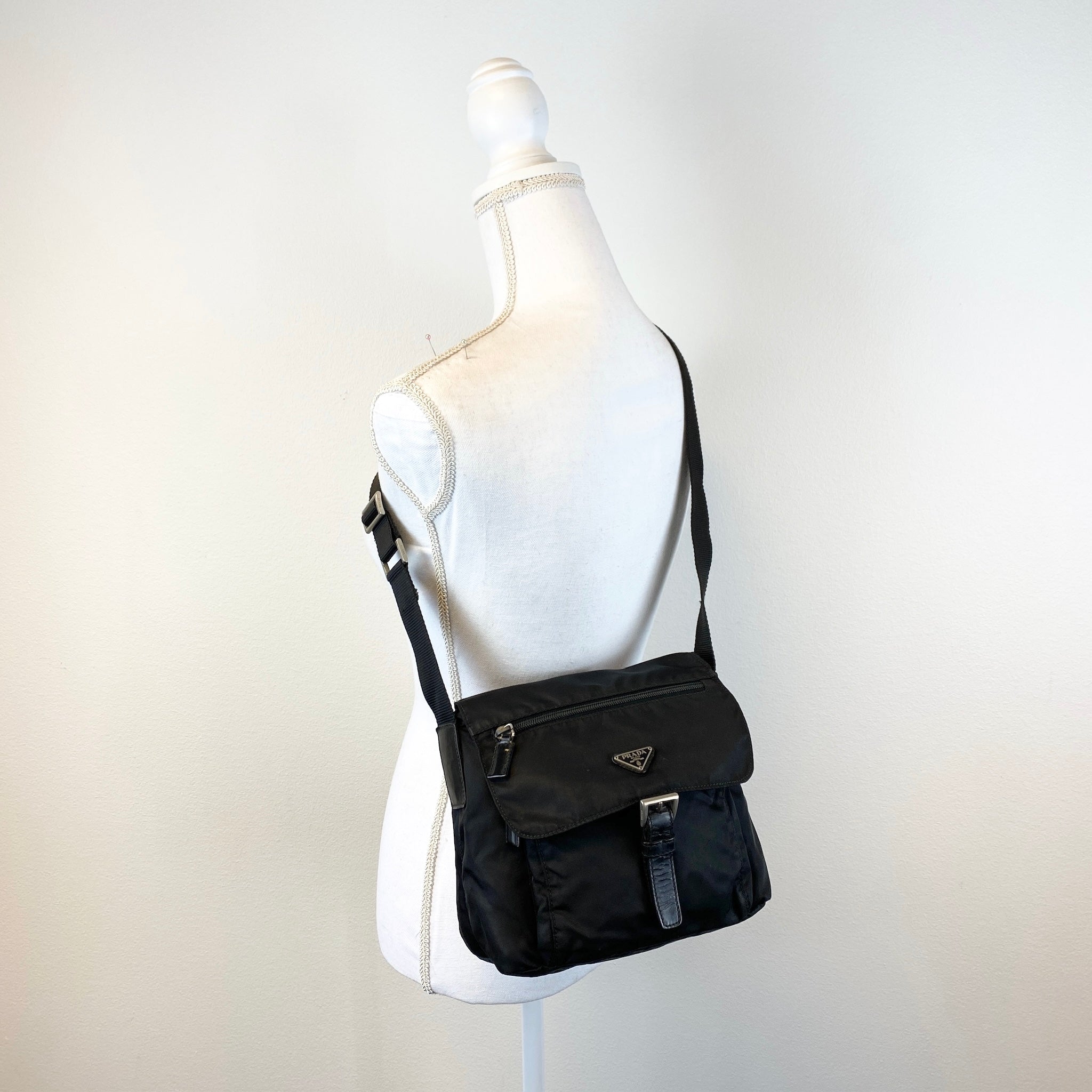 Nylon Messenger Small Crossbody Black - Vintage Luxuries