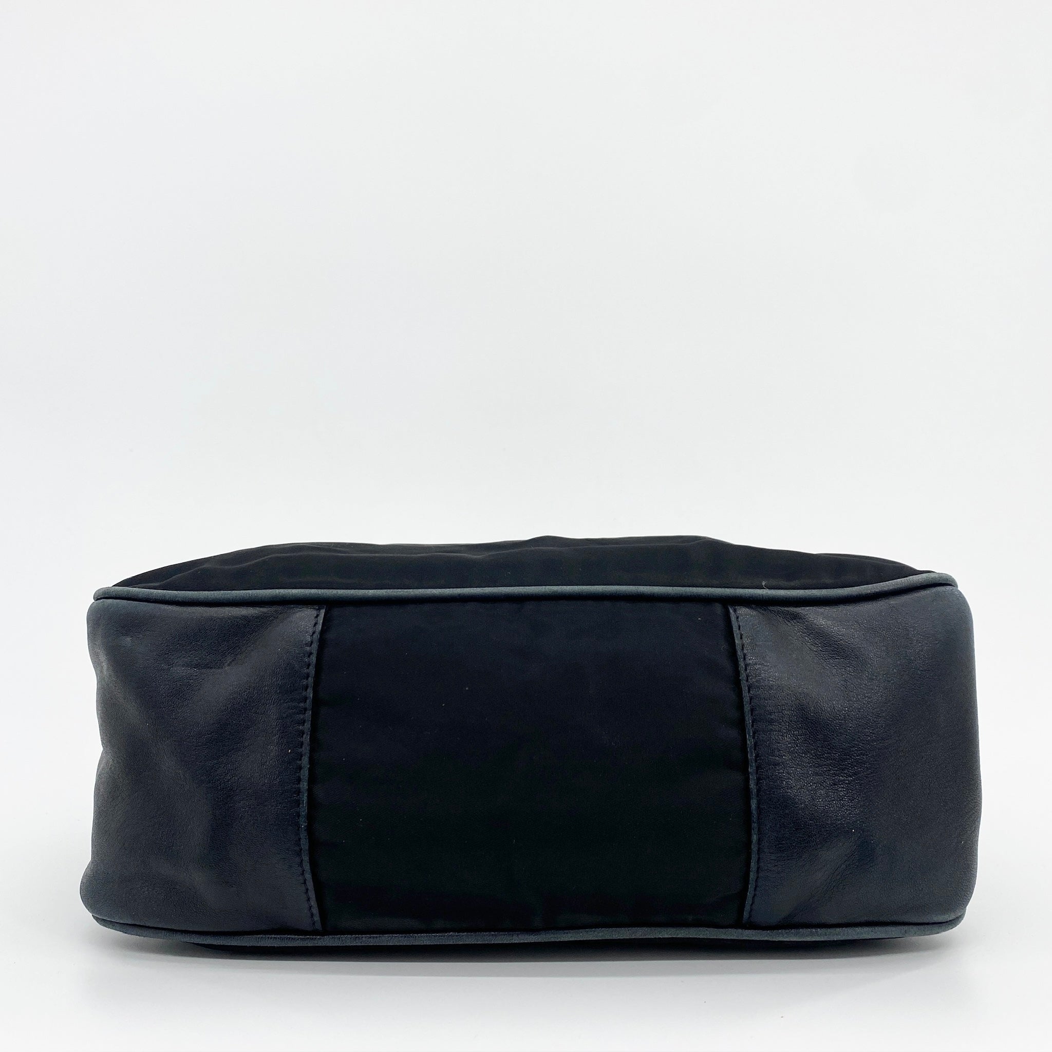 Nylon Hobo Shoulder Bag Black - Vintage Luxuries
