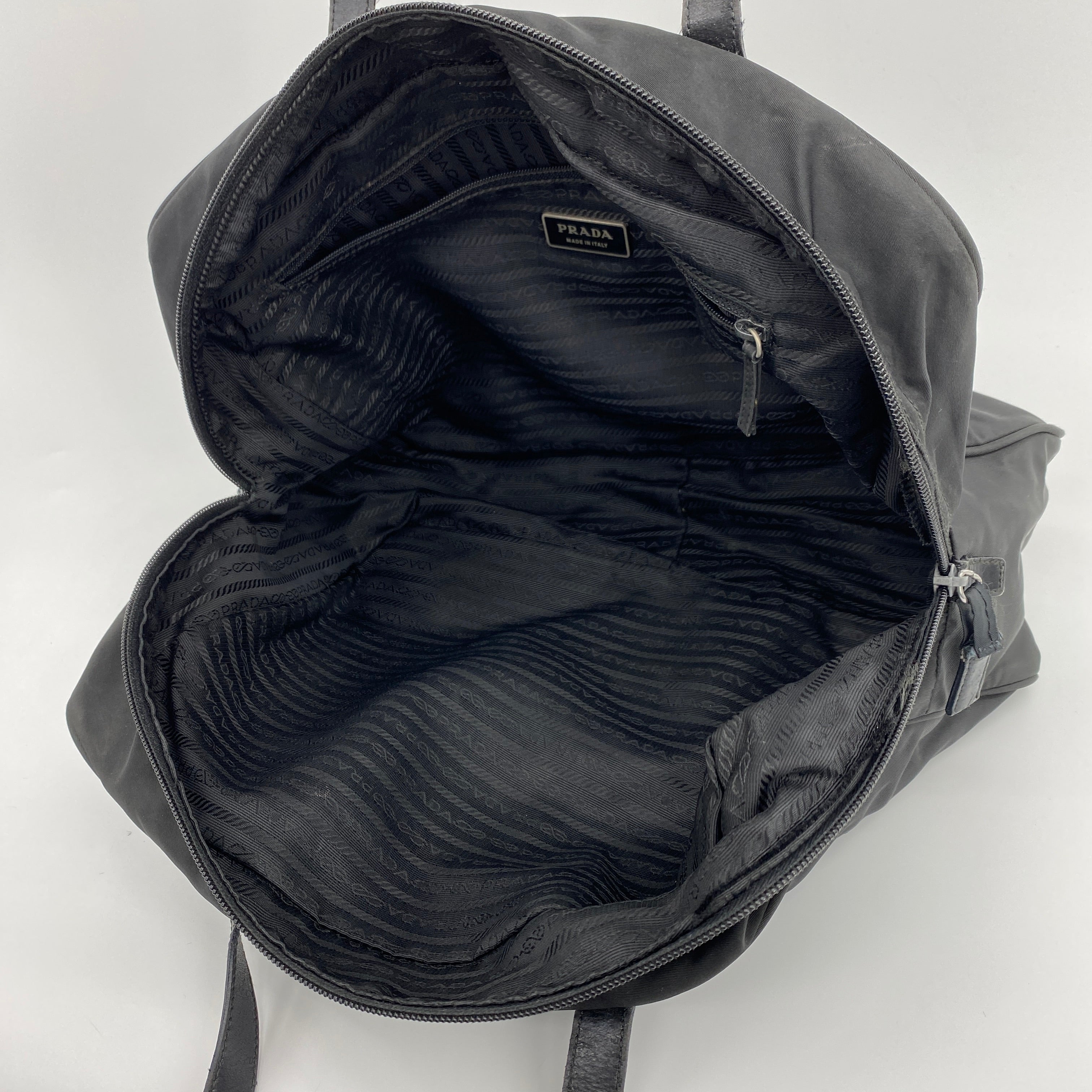 Nylon Laptop Shoulder Bag Black - Vintage Luxuries
