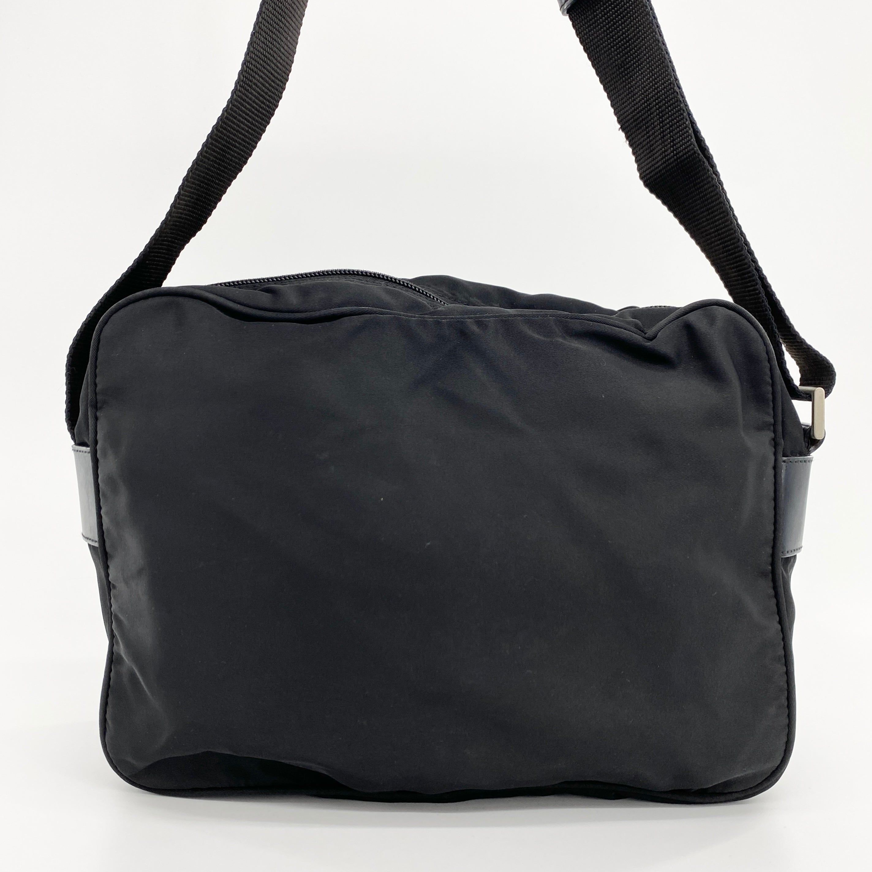 Nylon Camera Crossbody Black - Vintage Luxuries
