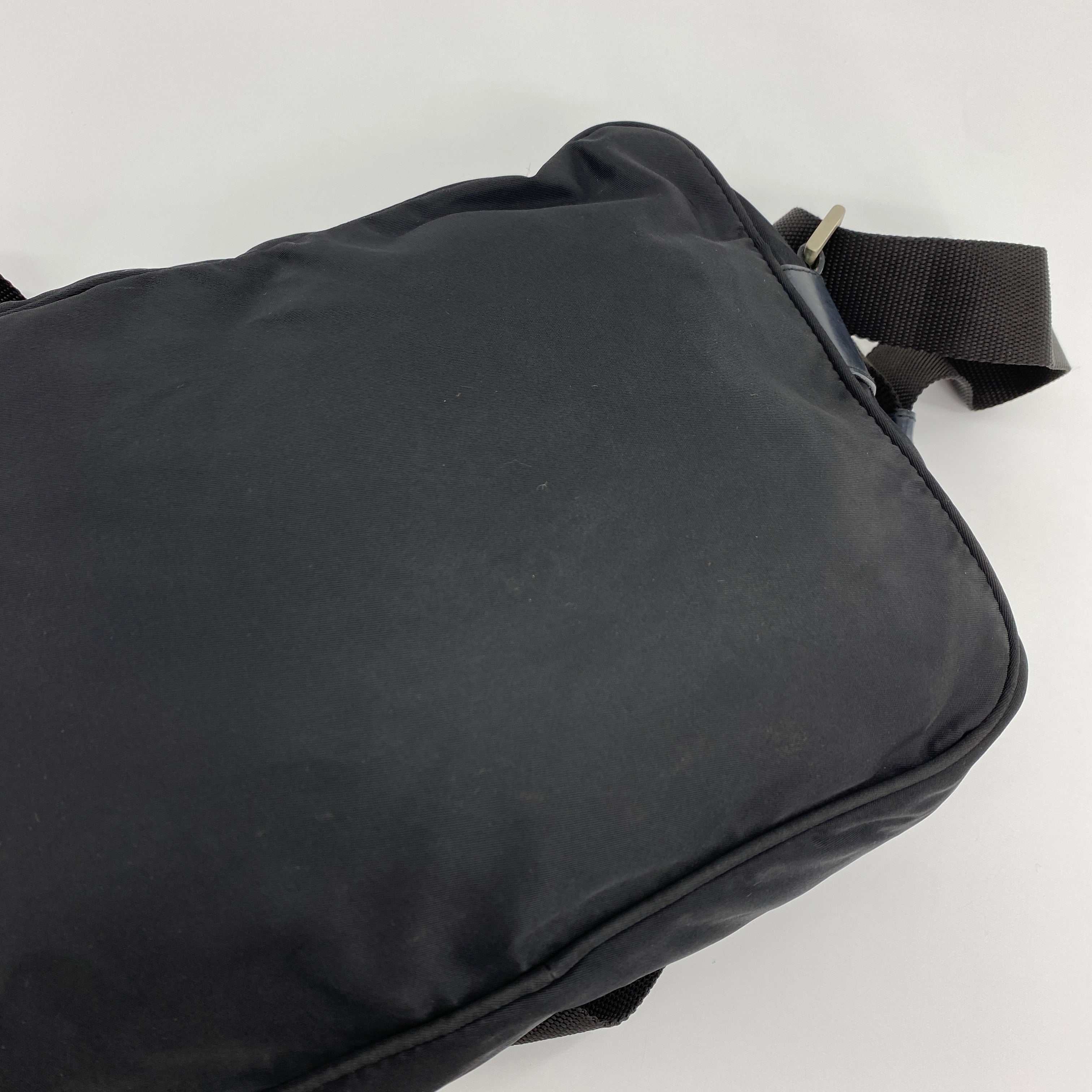 Nylon Camera Crossbody Black - Vintage Luxuries