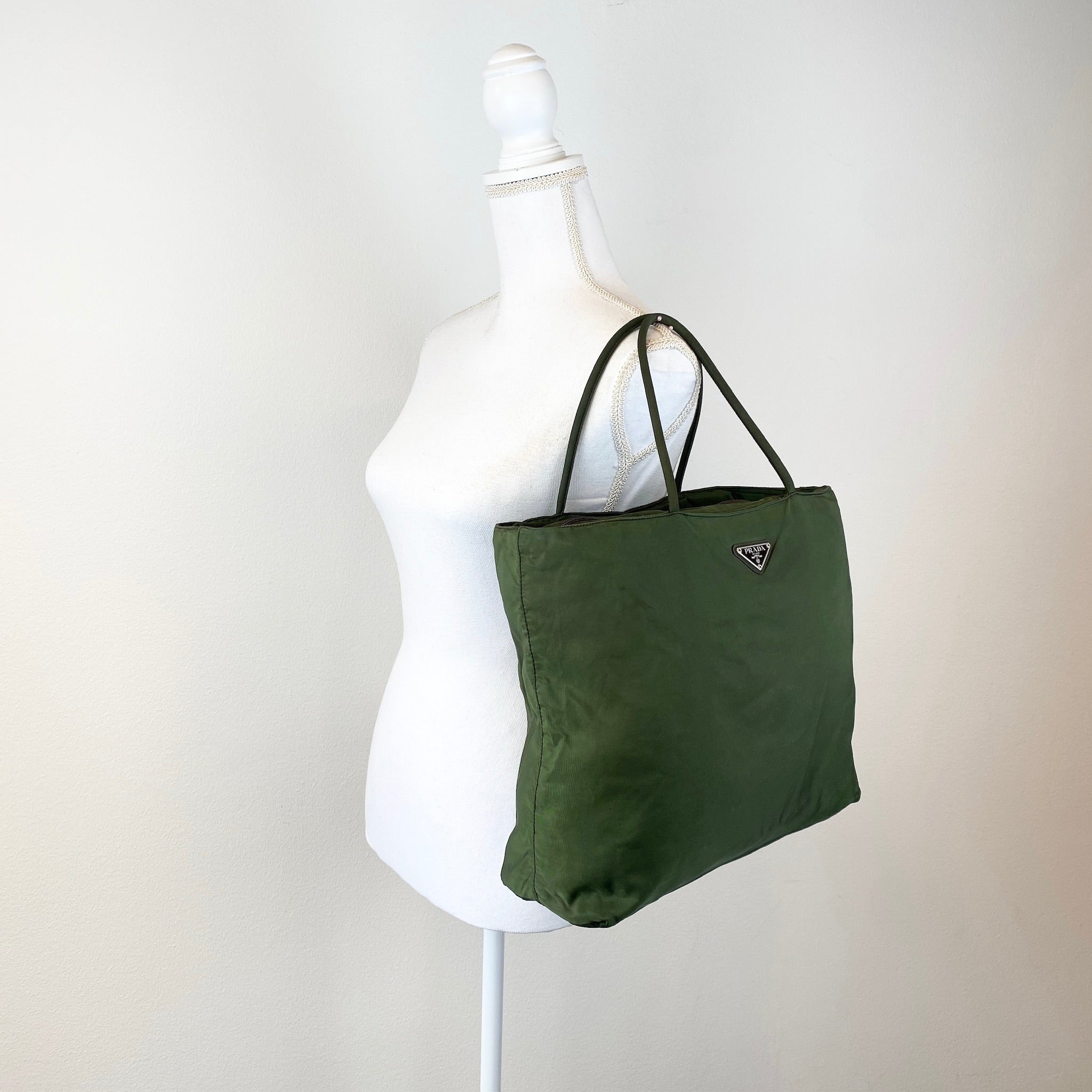 Nylon Tote Green