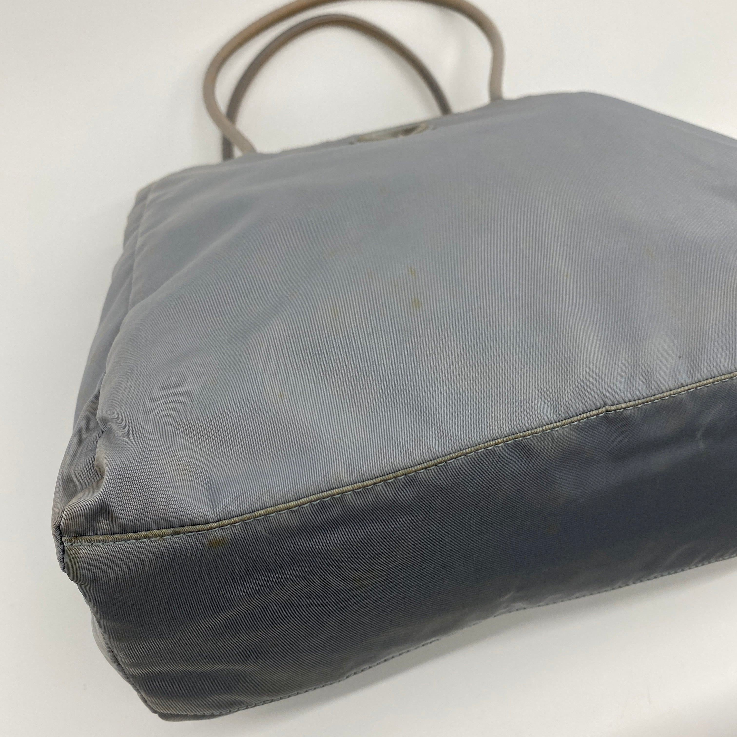 Nylon Handbag Grey - Vintage Luxuries