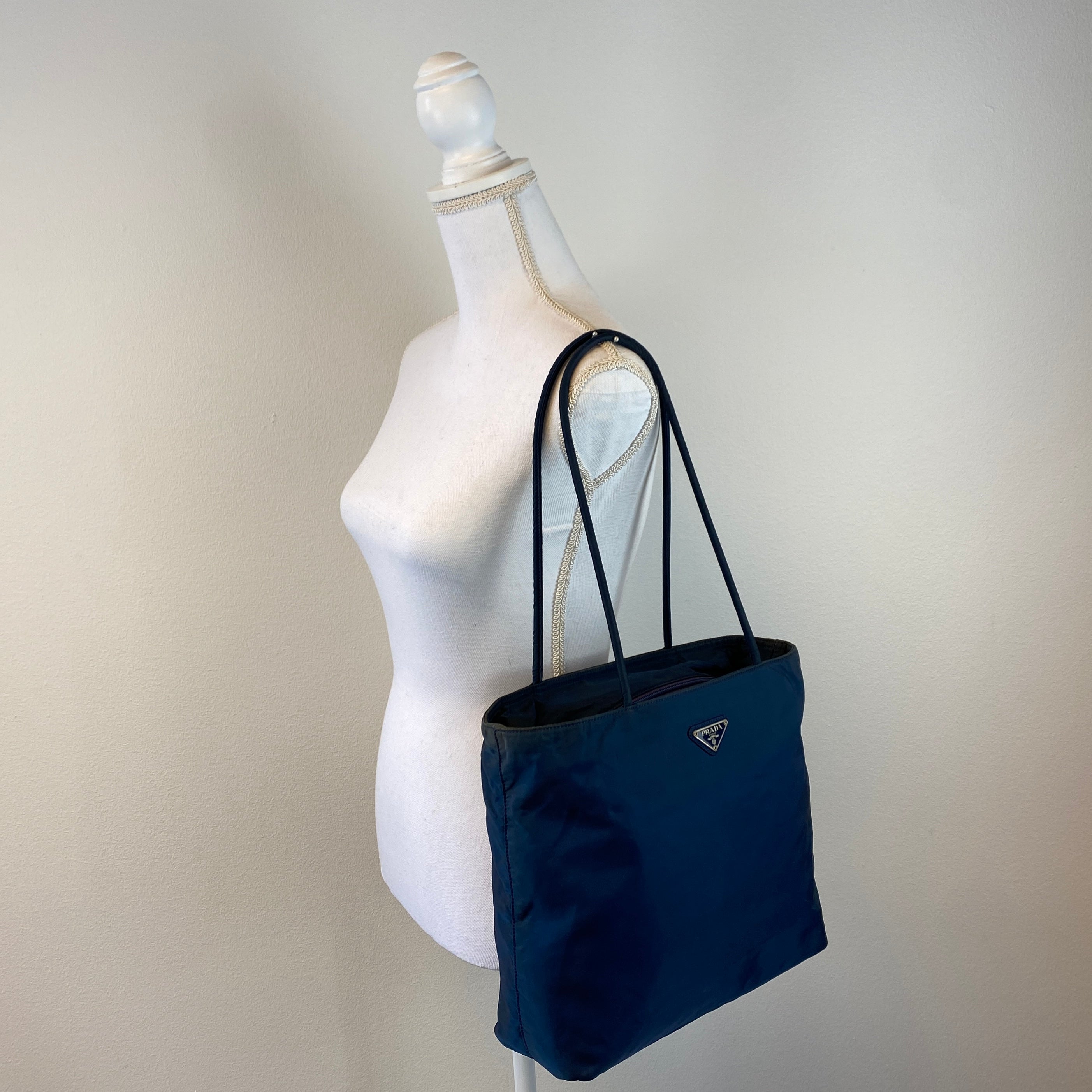 Nylon Tote Navy Blue - Vintage Luxuries