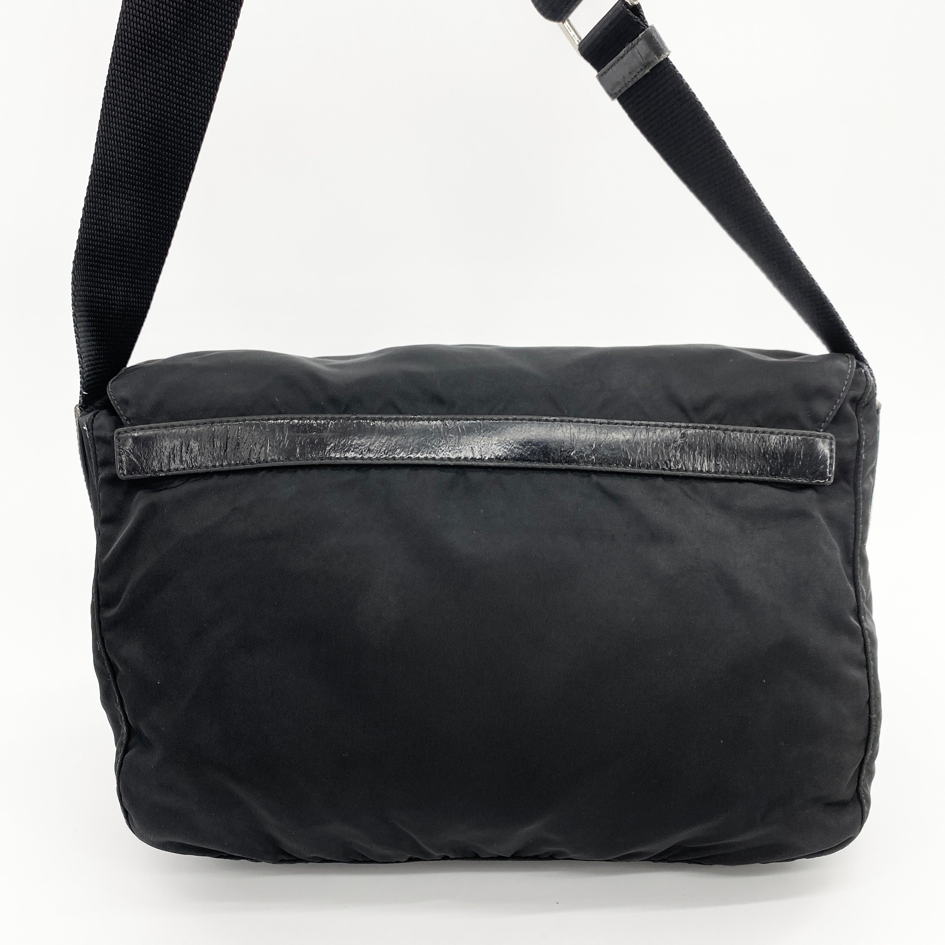 Nylon Messenger Medium Crossbody Black