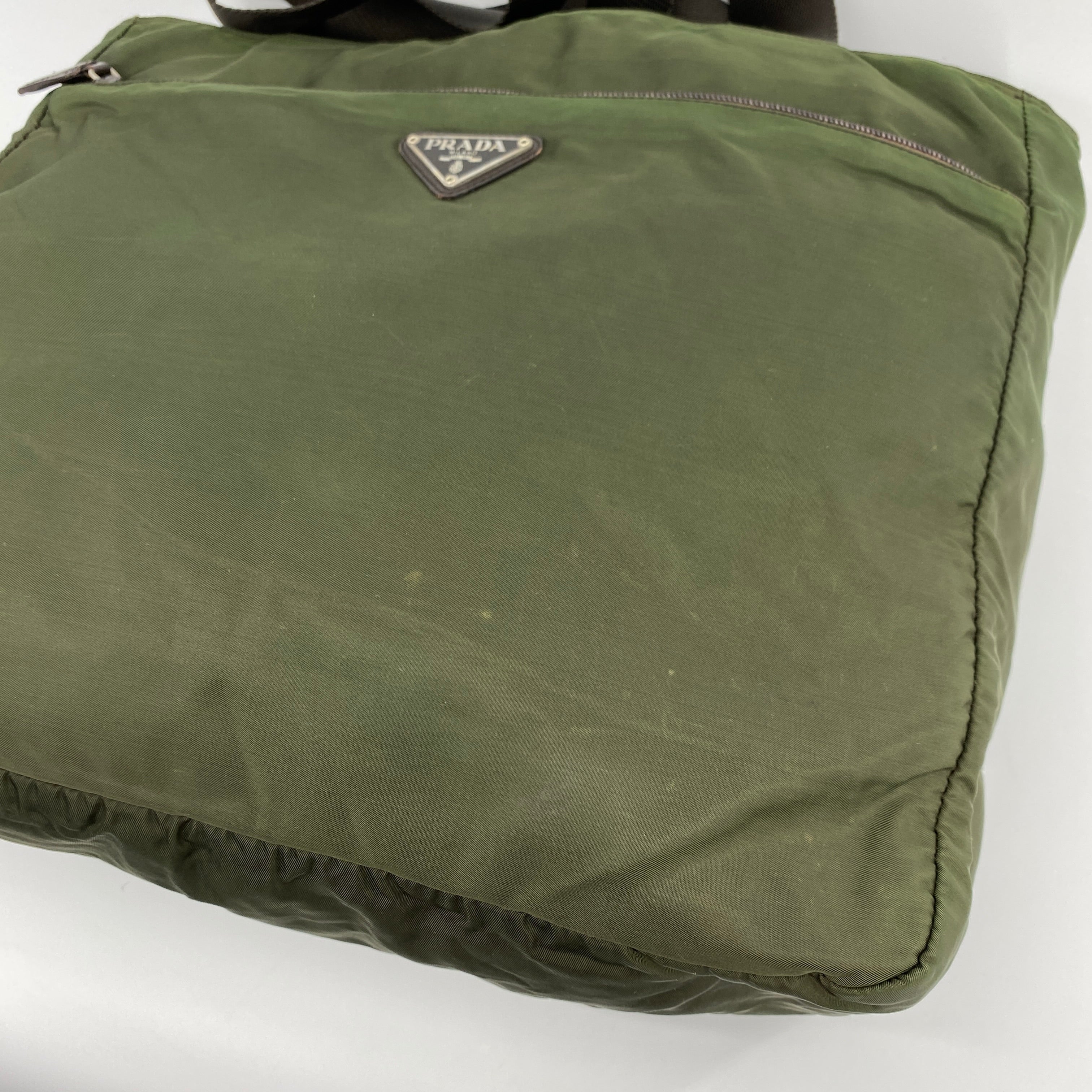 Nylon Zipper Tote Dark Green - Vintage Luxuries