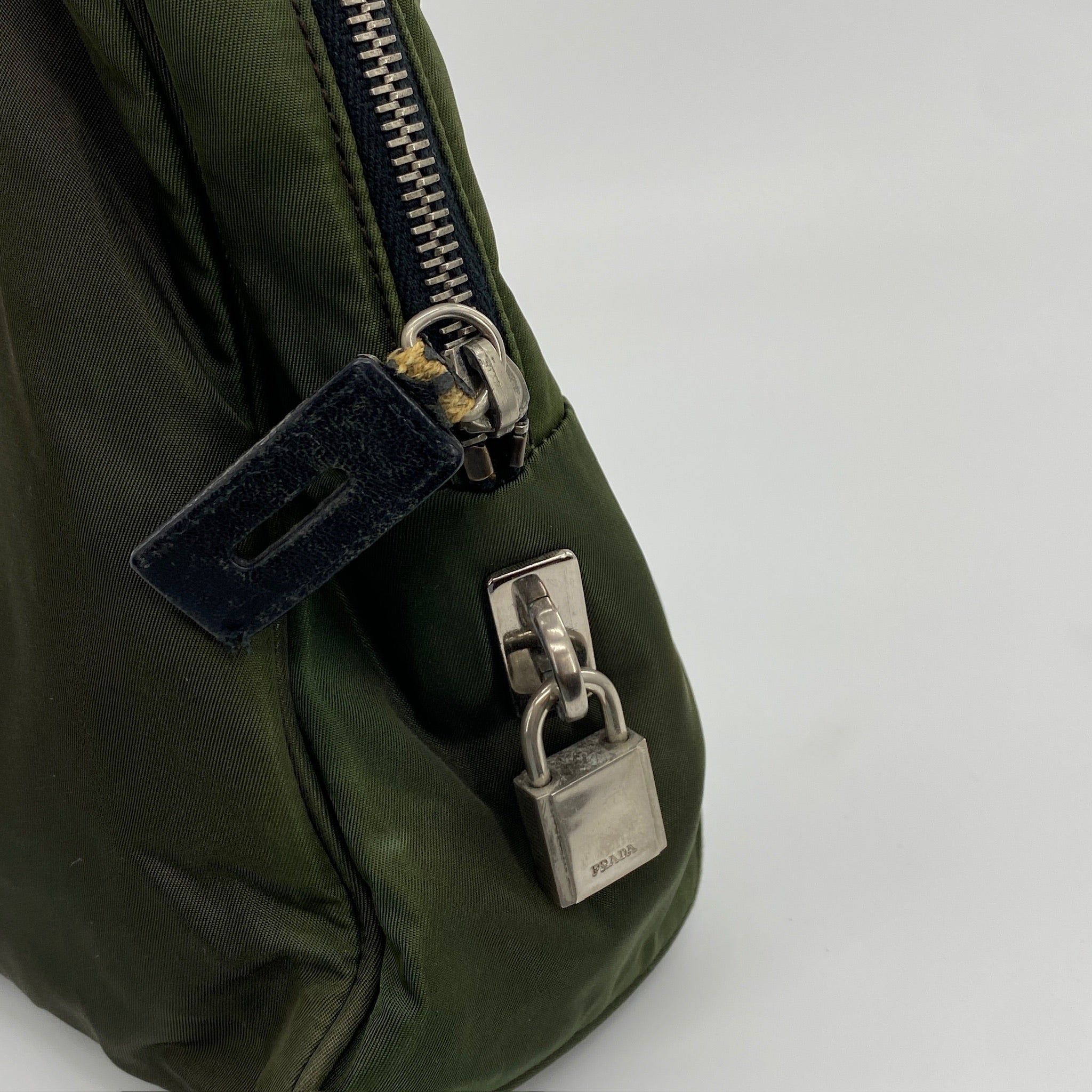 Nylon Laptop Shoulder Bag Dark Green