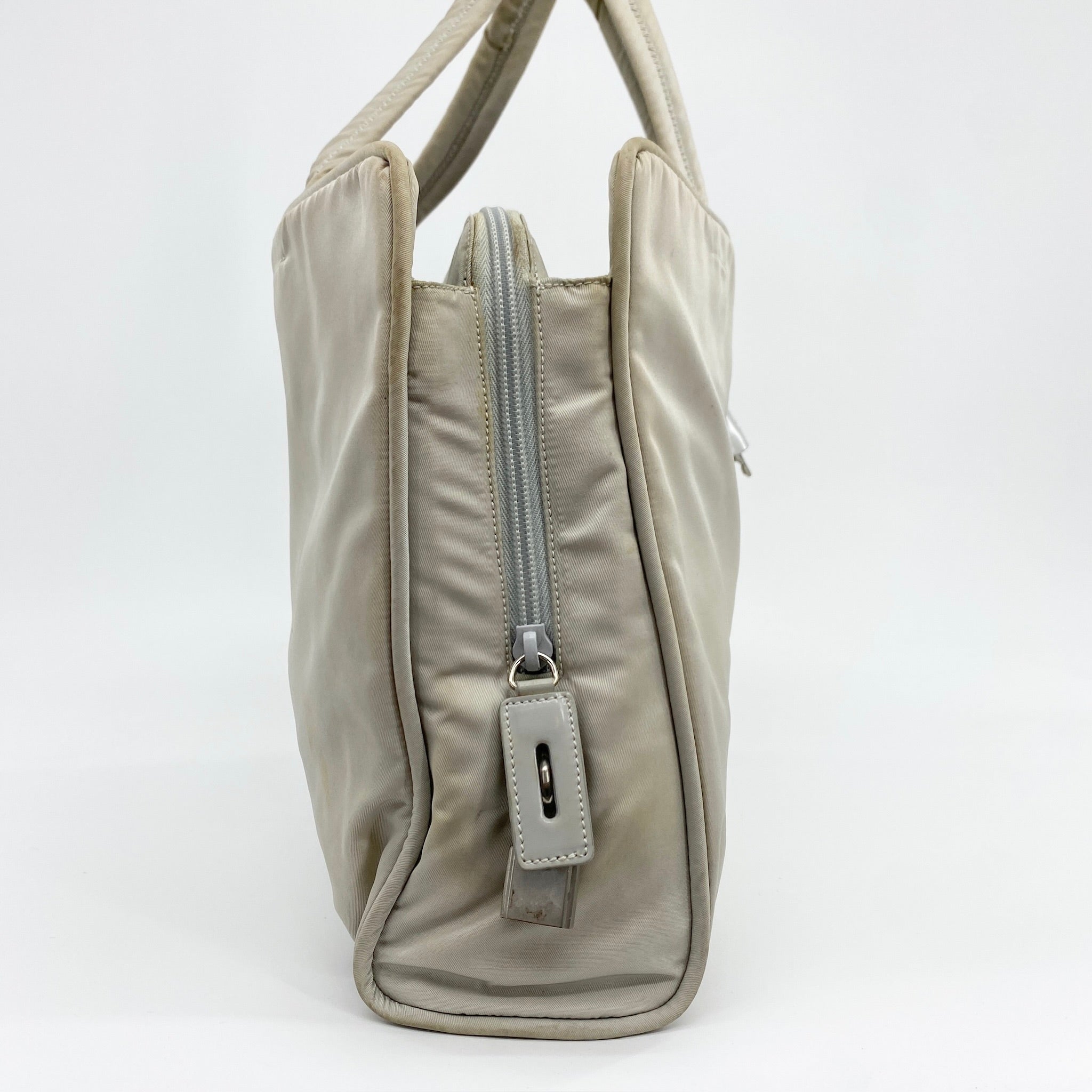Nylon Laptop Handbag White - Vintage Luxuries
