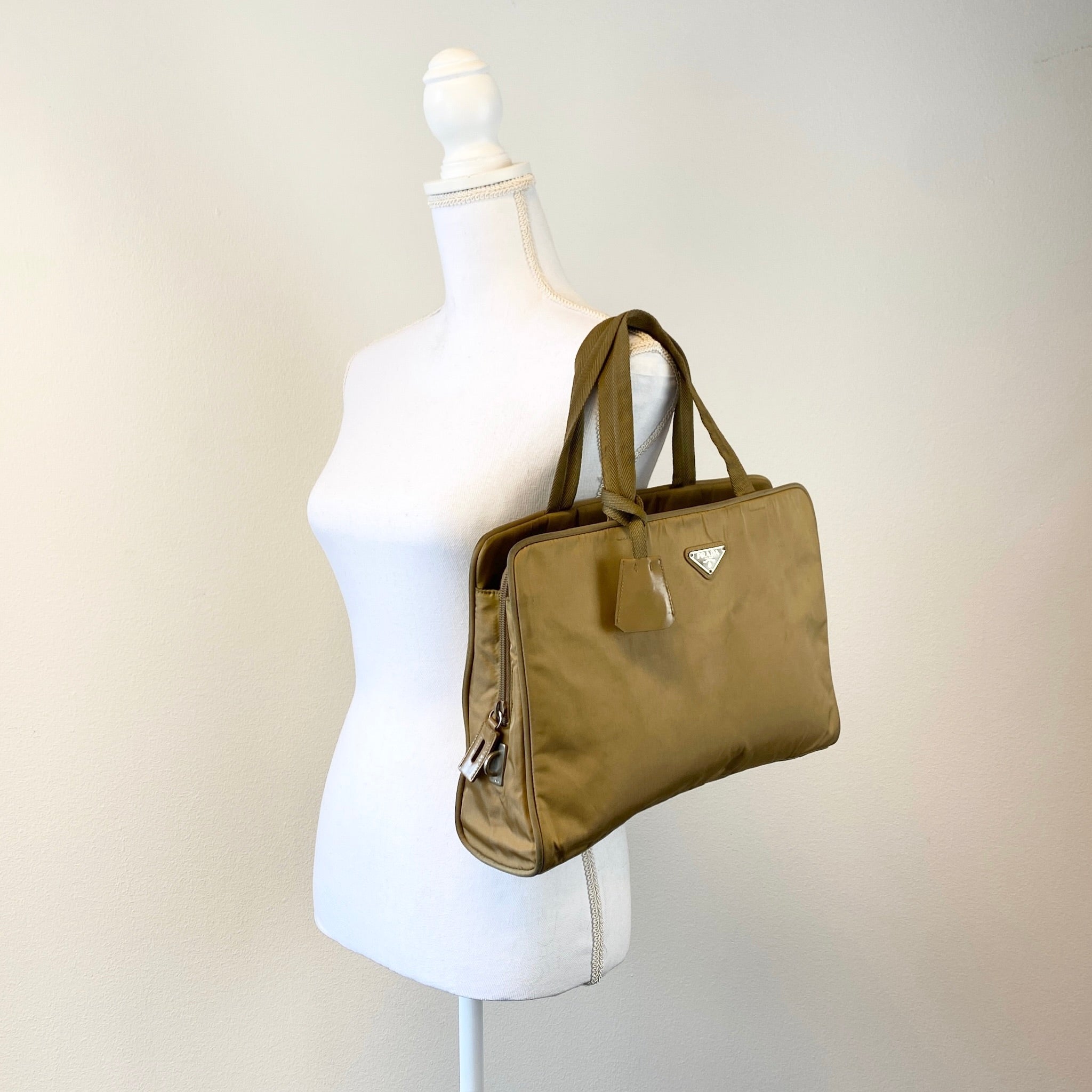 Nylon Laptop Handbag Brown