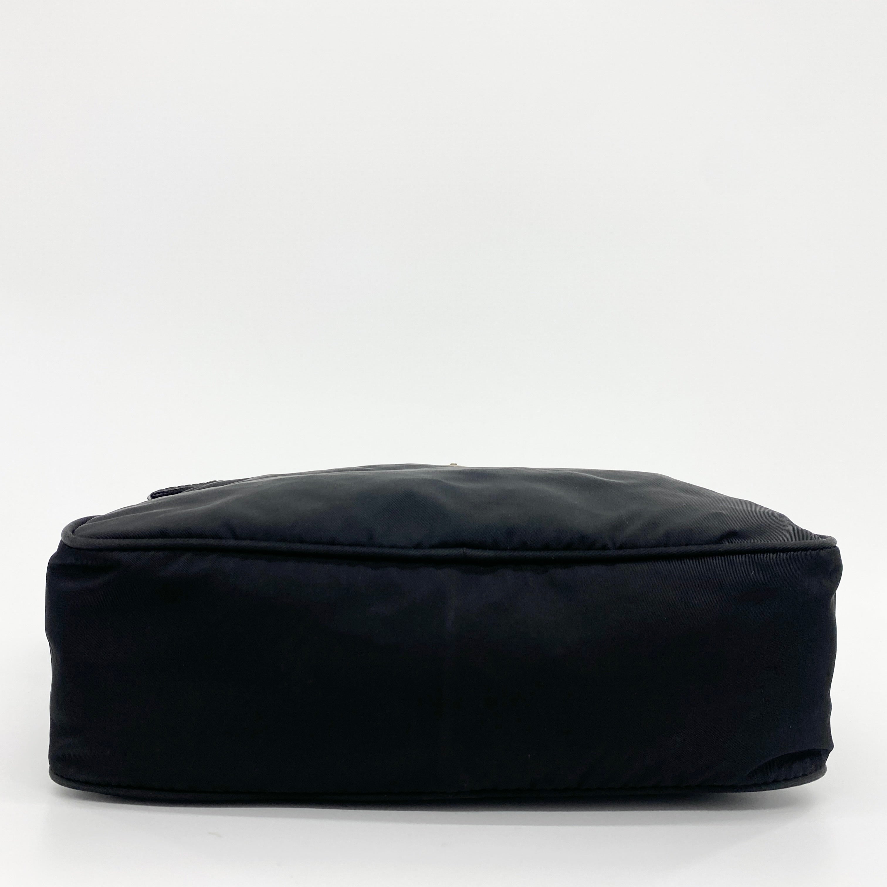 Nylon Camera Crossbody Black
