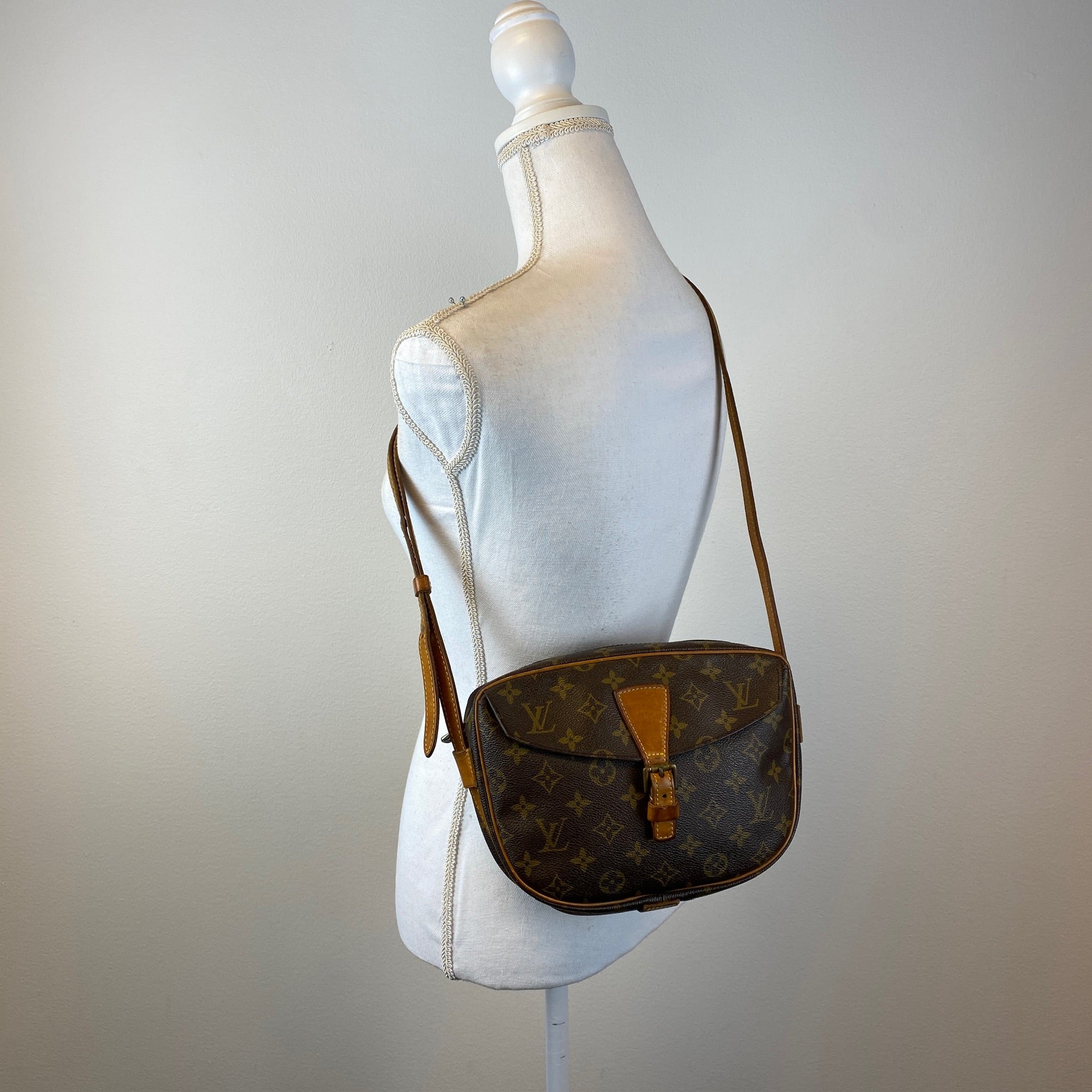 Jeune Fille MM Crossbody Bag