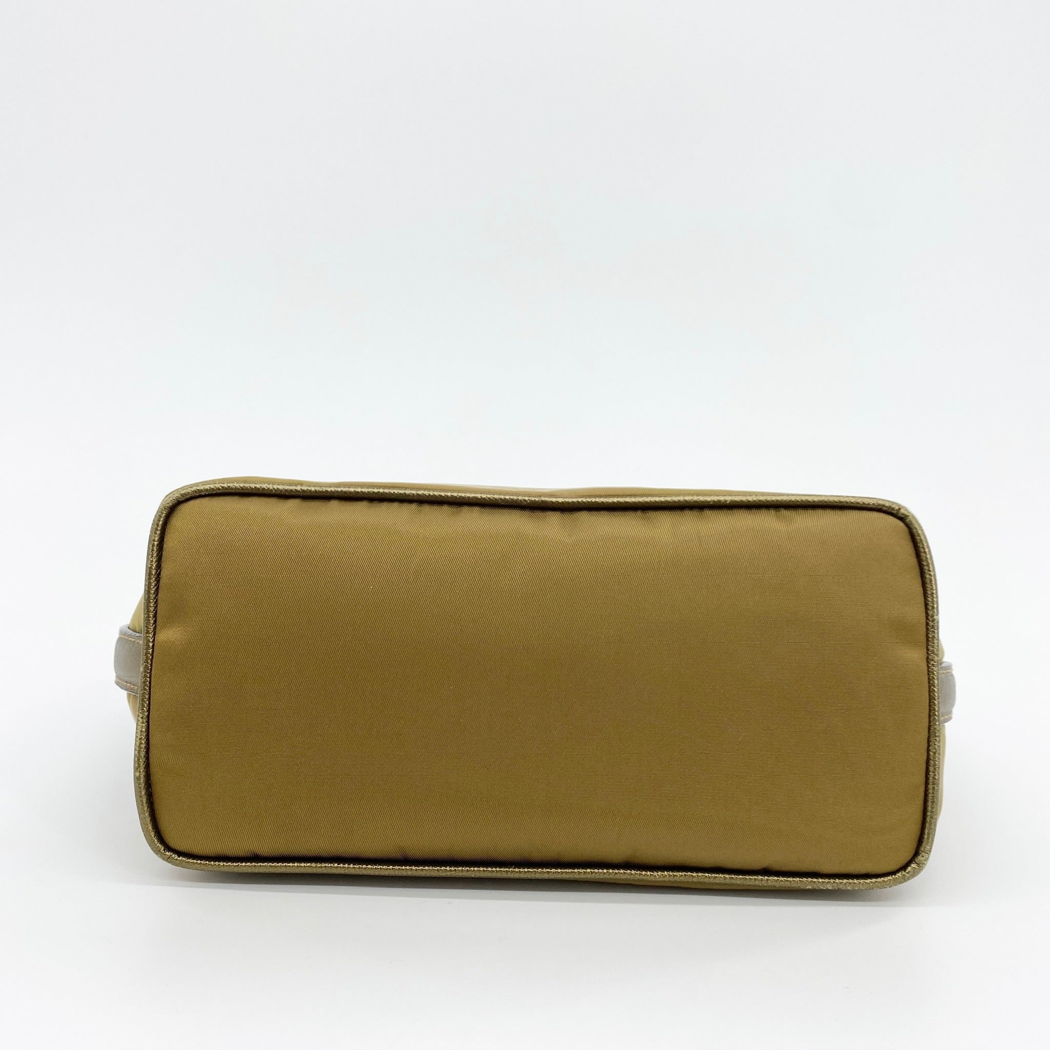 Nylon Shoulder Bag Khaki Brown
