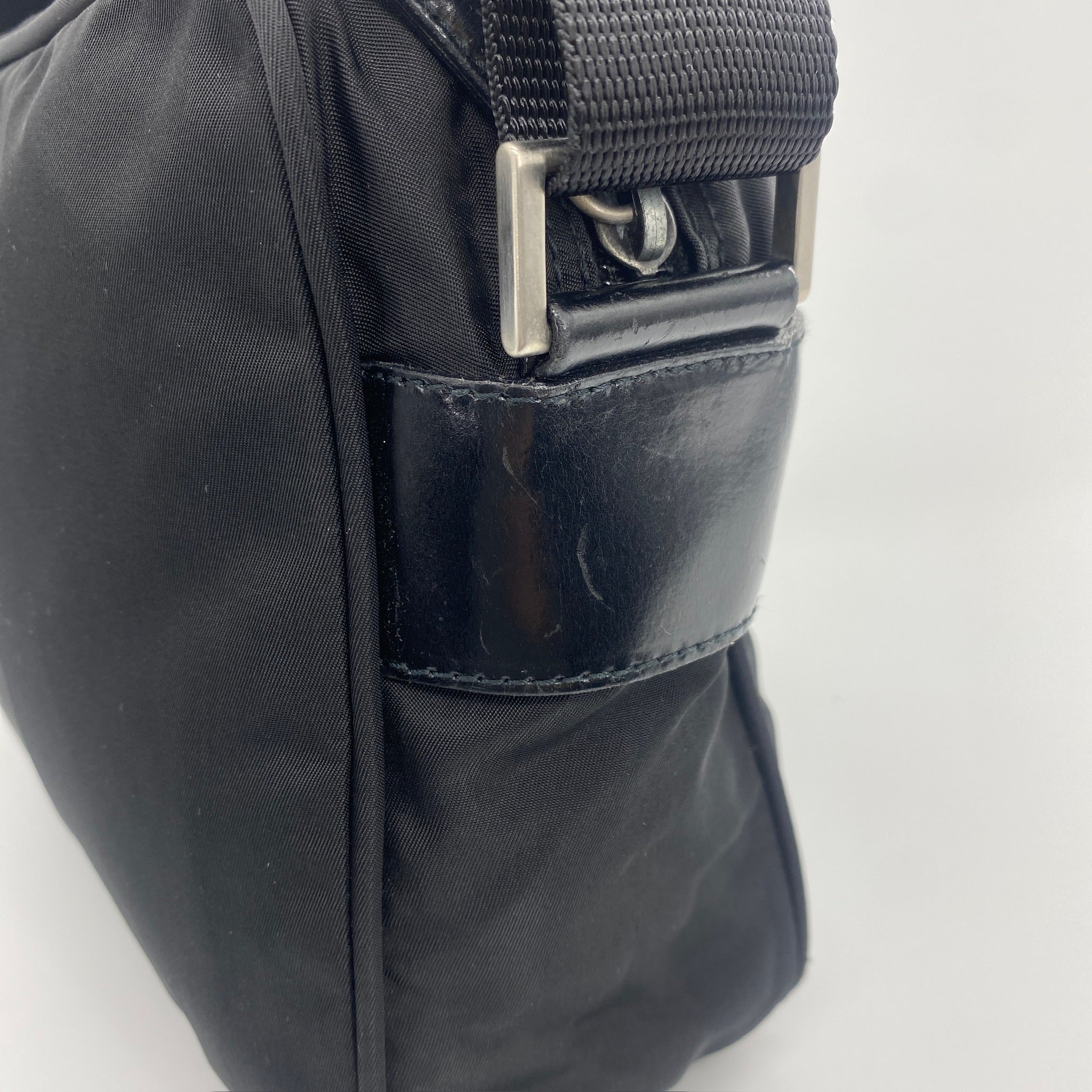 Nylon Camera Crossbody Black