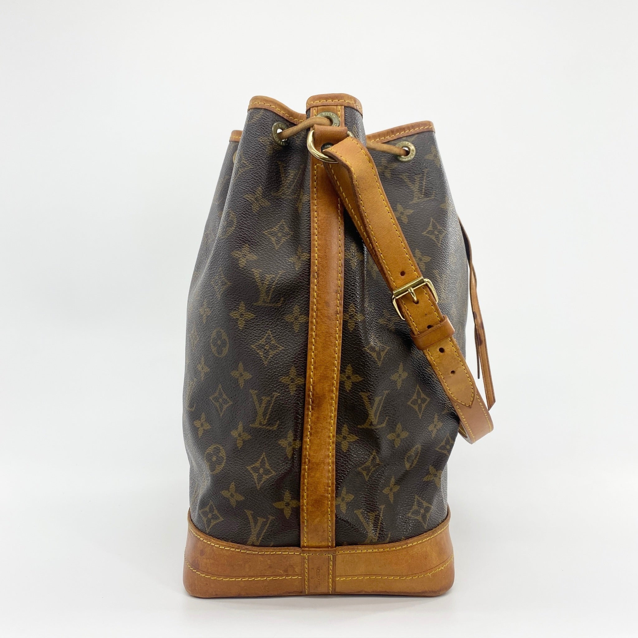 Noe Monogram Canvas Bag