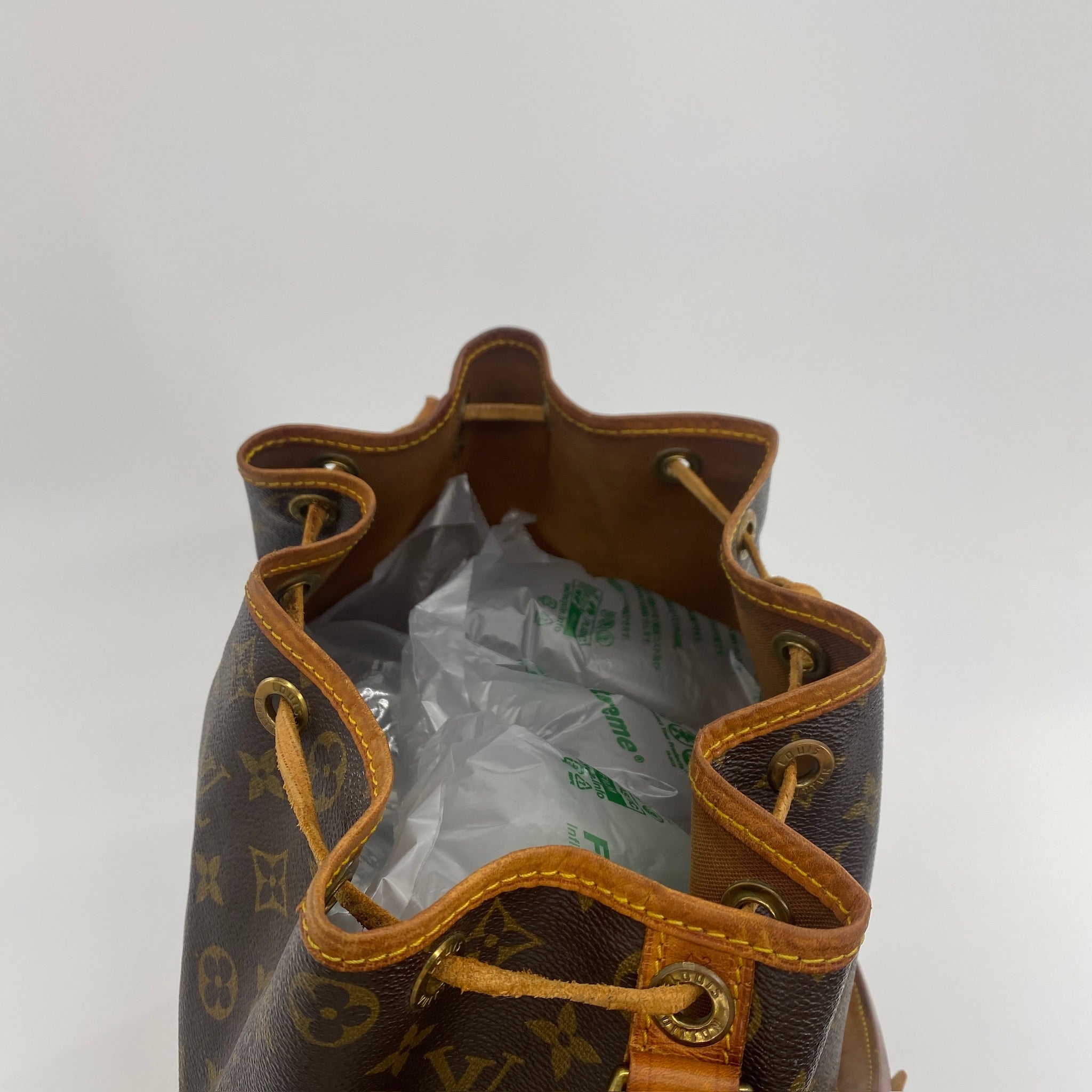 Noe Monogram Canvas Bag