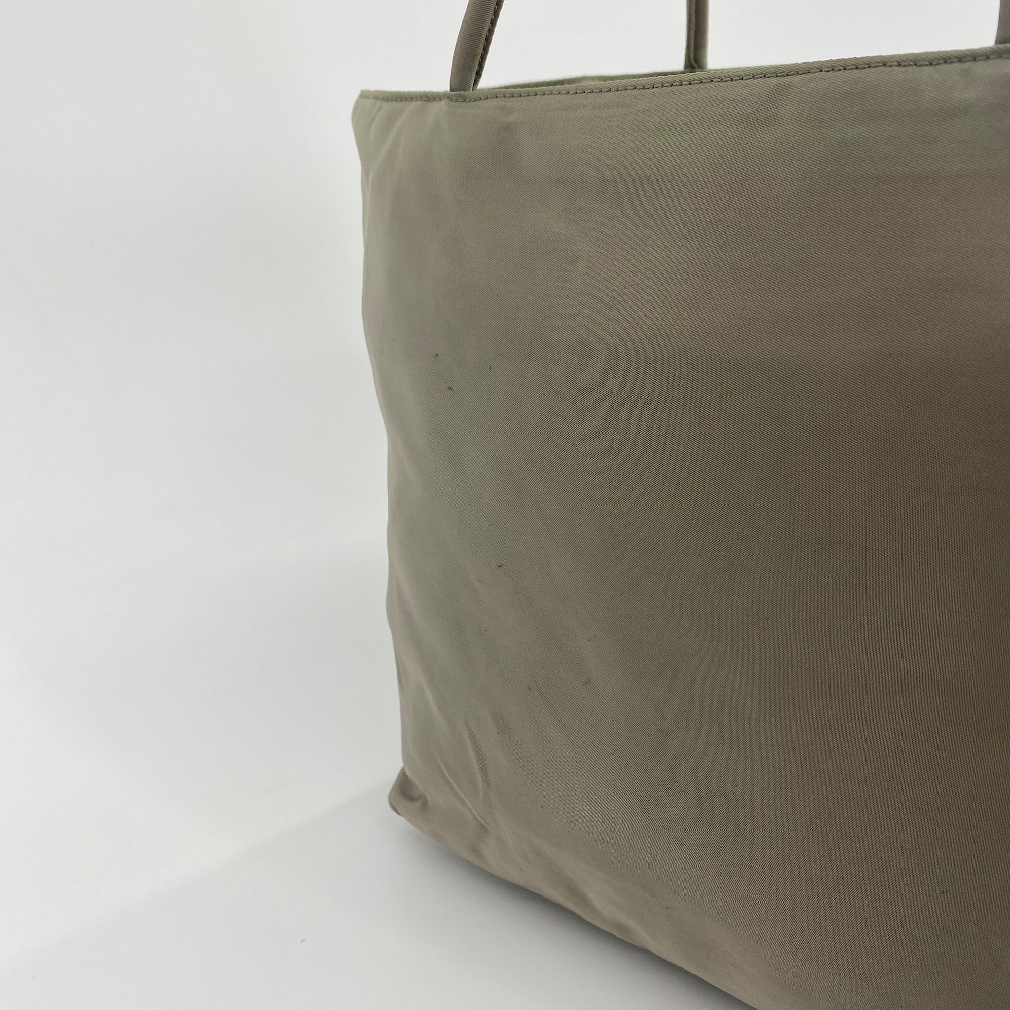 Nylon Handbag Tote Beige - Vintage Luxuries