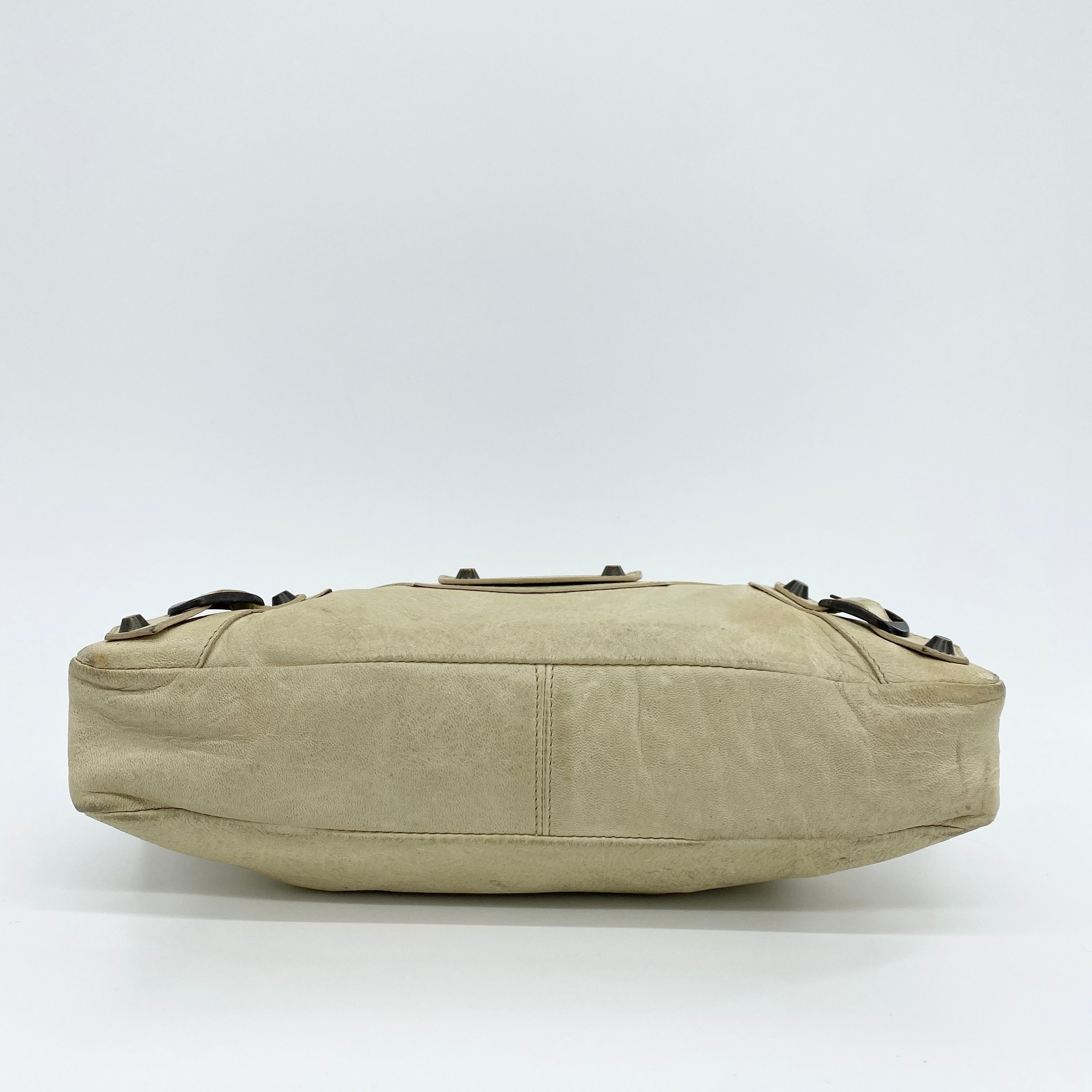 The First Shoulder Bag Beige