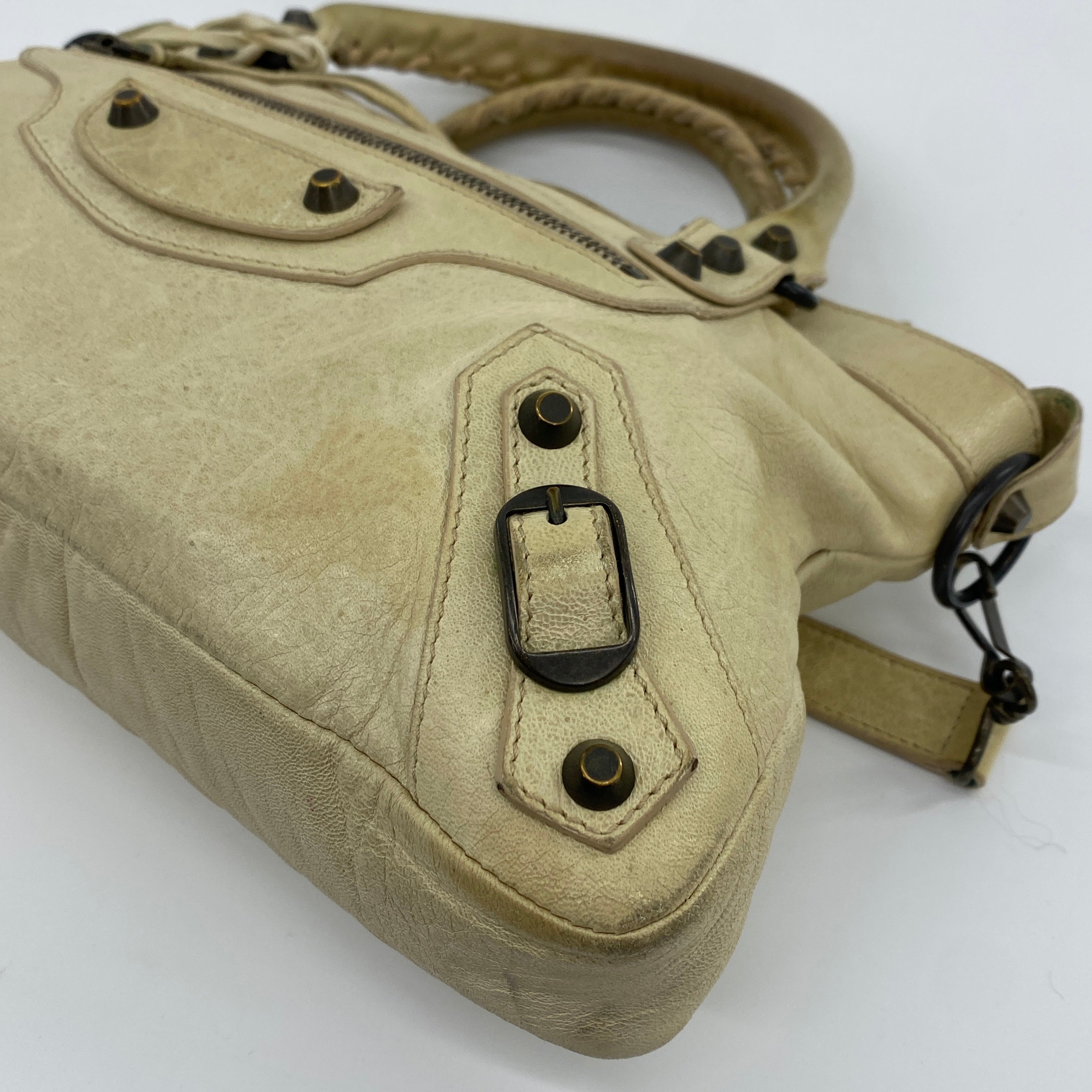 The First Shoulder Bag Beige