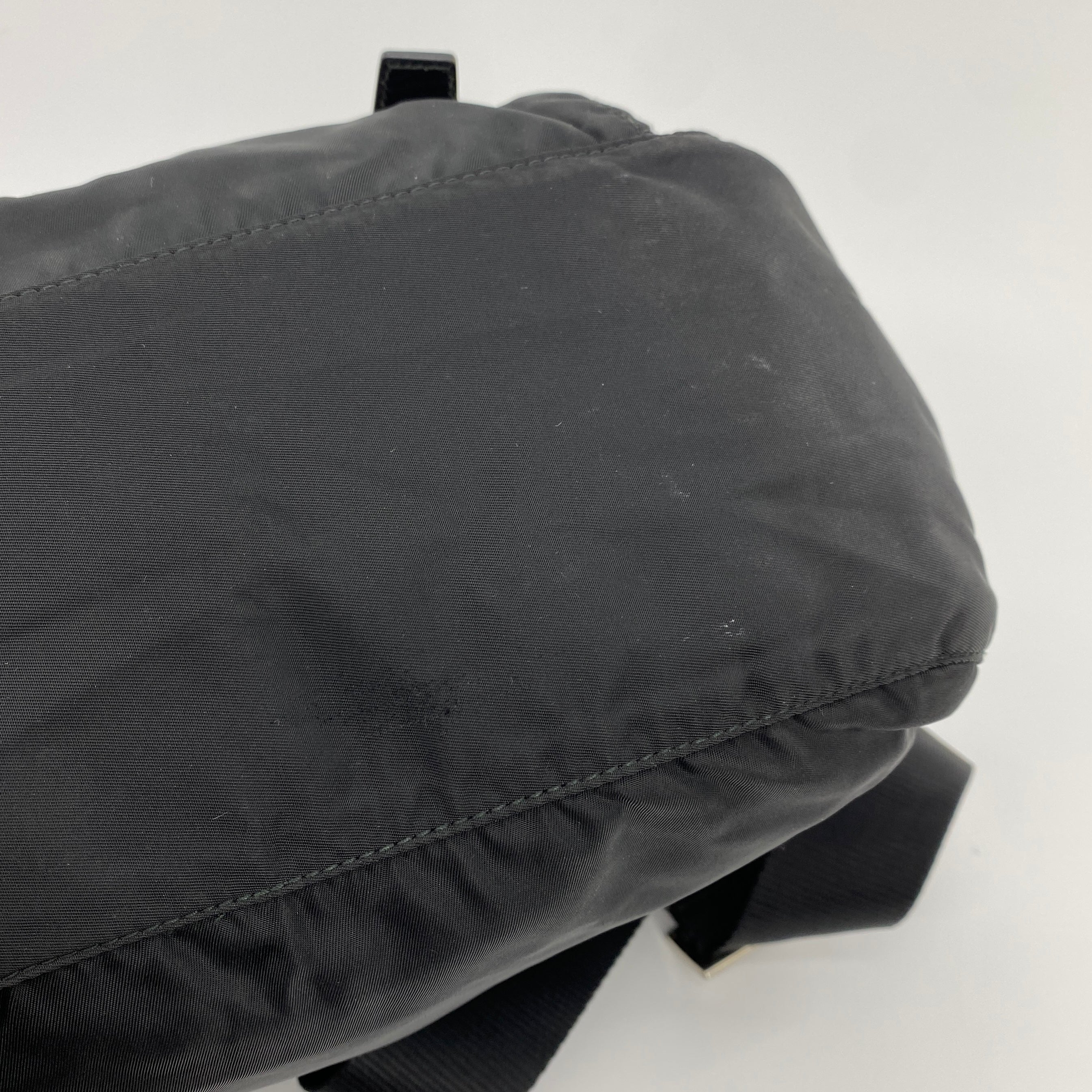 Nylon Messenger Medium Crossbody Black