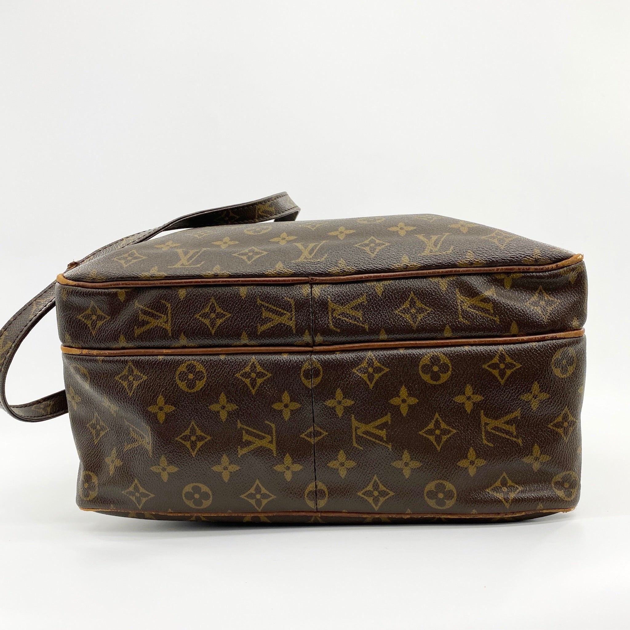 Old Nile GM Crossbody Bag