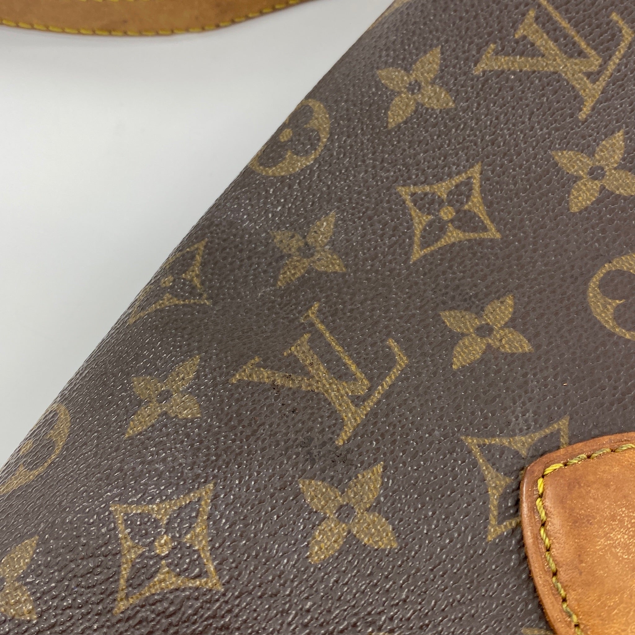 St. Cloud GM Crossbody Bag