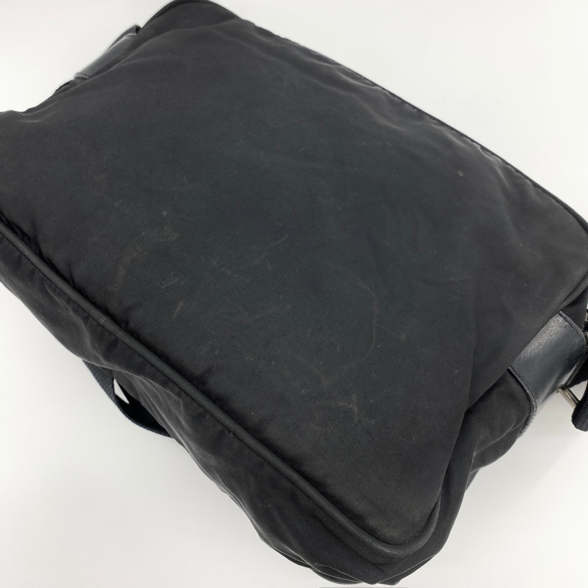 Nylon Camera Crossbody Black