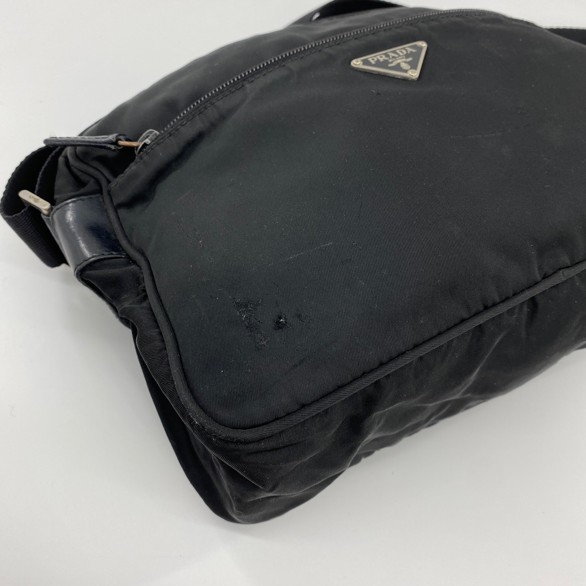 Nylon Camera Crossbody Black