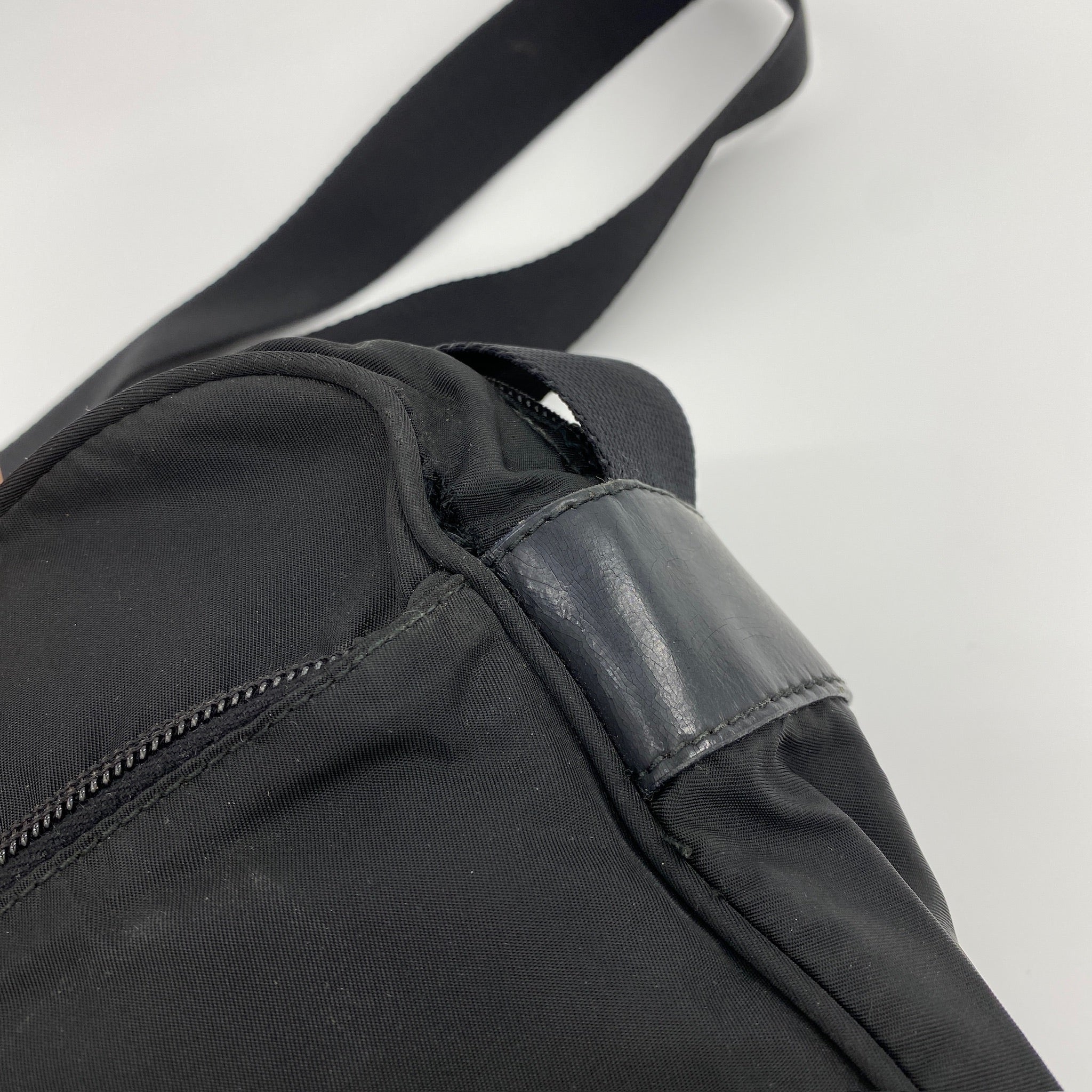 Nylon Camera Crossbody Black