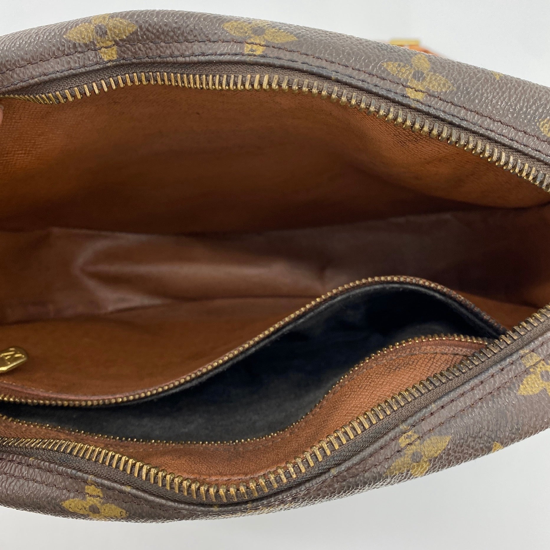 Jeune Fille MM Crossbody Bag