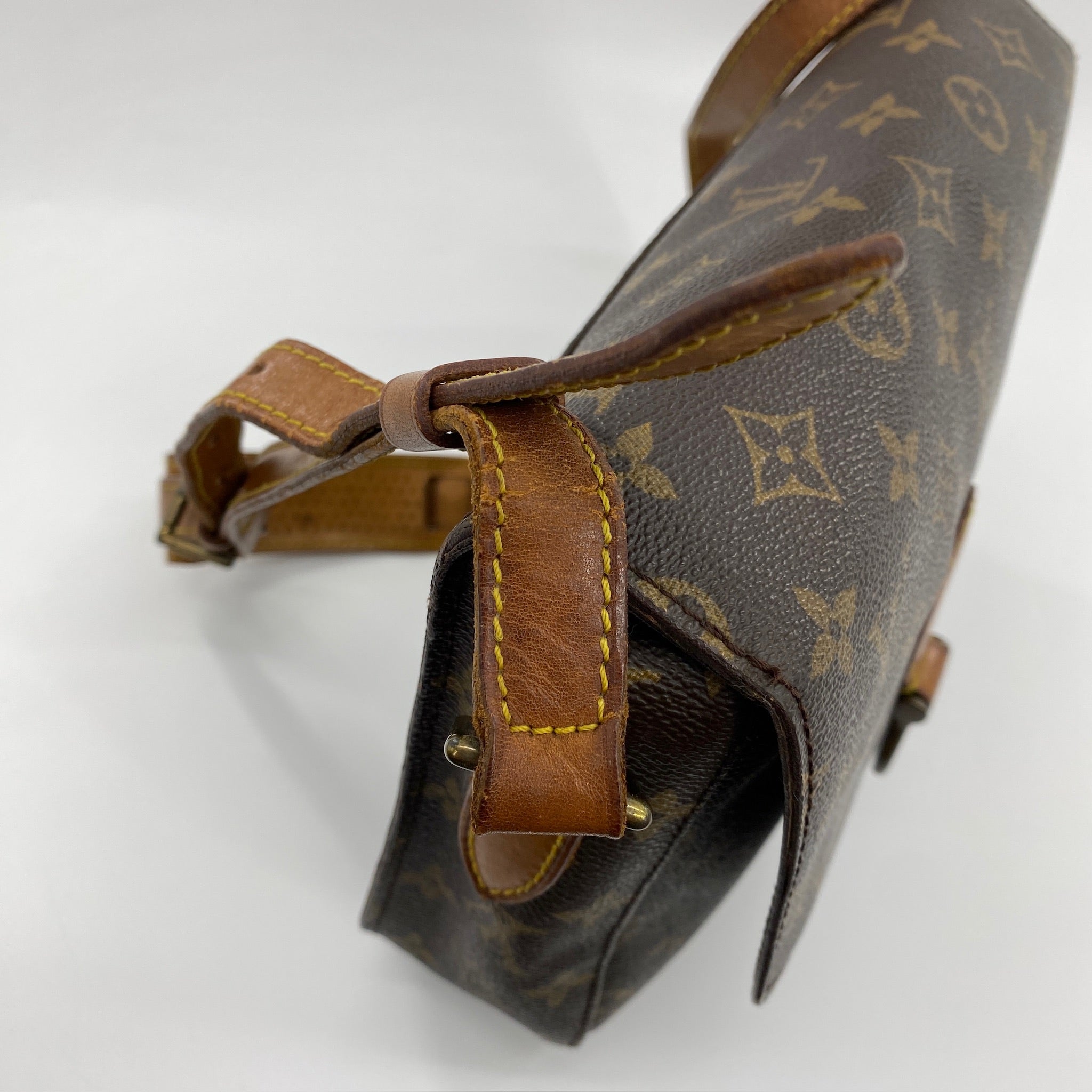 St. Cloud GM Crossbody Bag