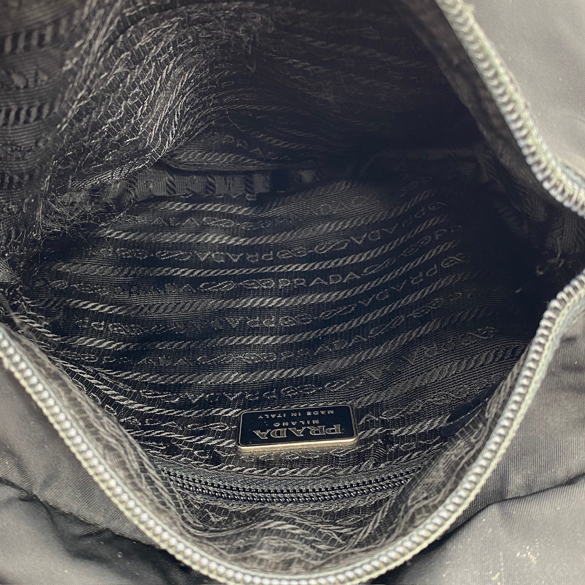 Messenger Small Crossbody Black