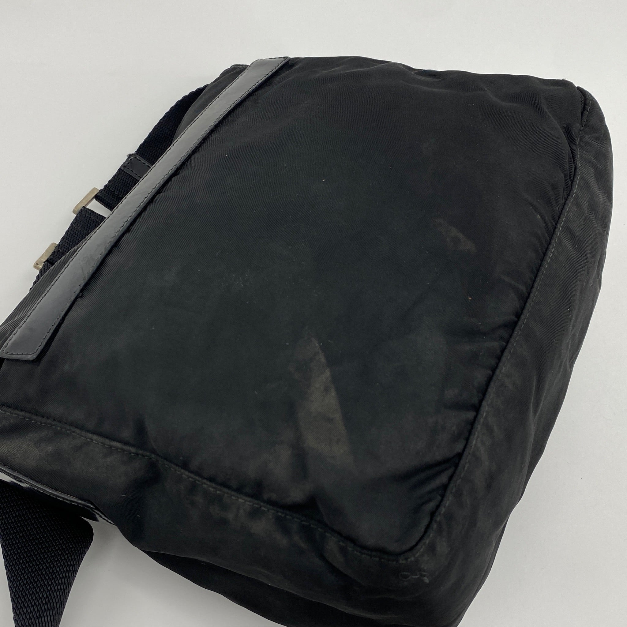 Messenger Small Crossbody Black