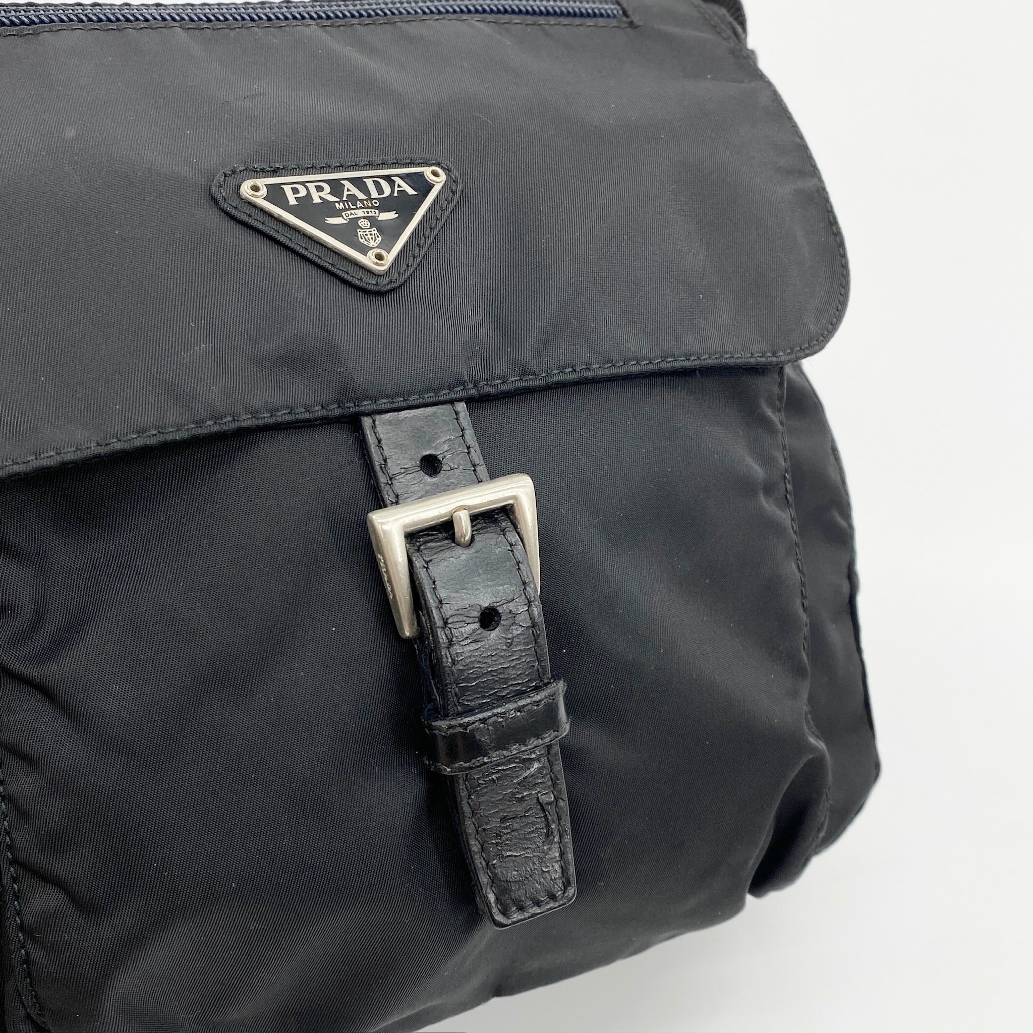 Messenger Small Crossbody Black
