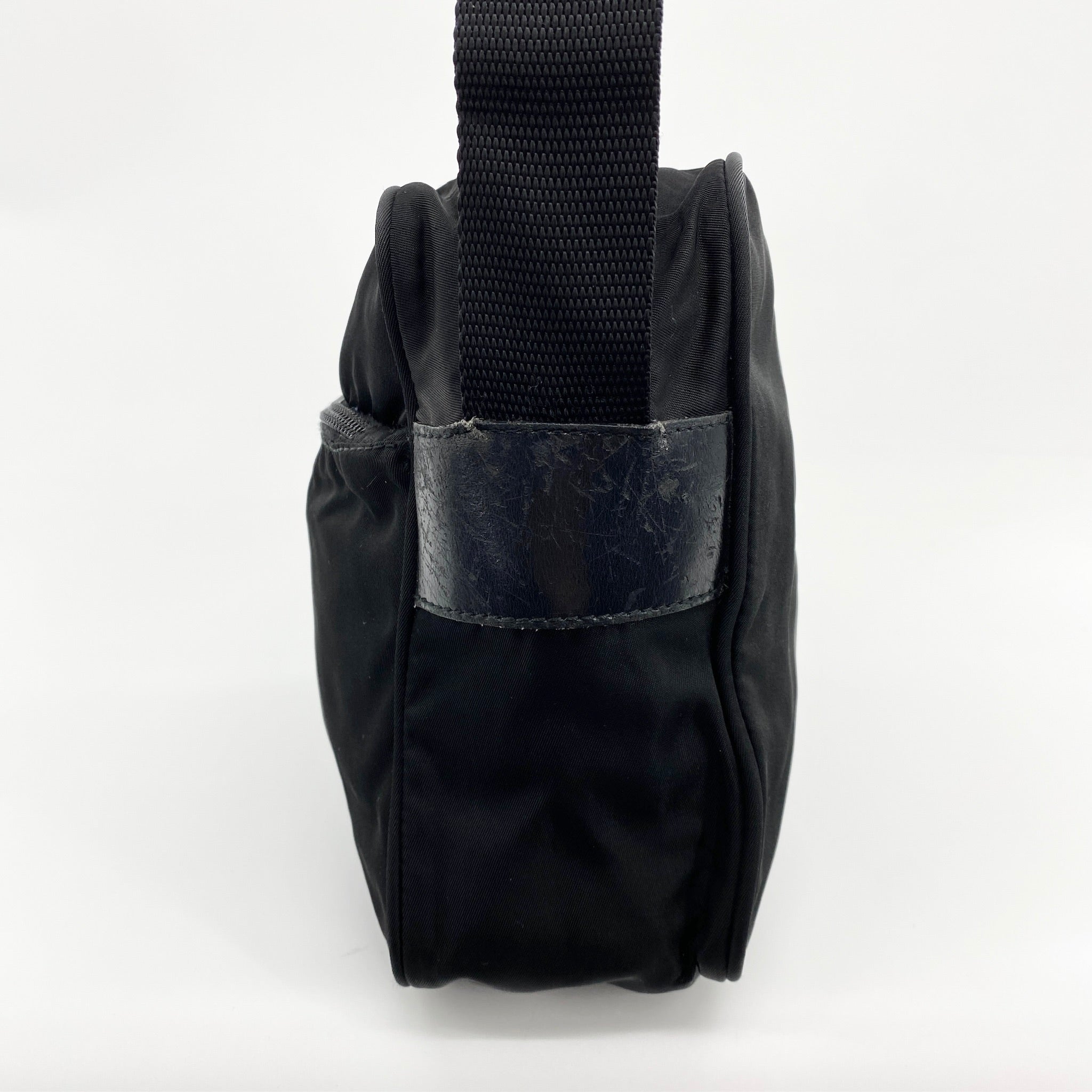 Nylon Camera Crossbody Black - Vintage Luxuries