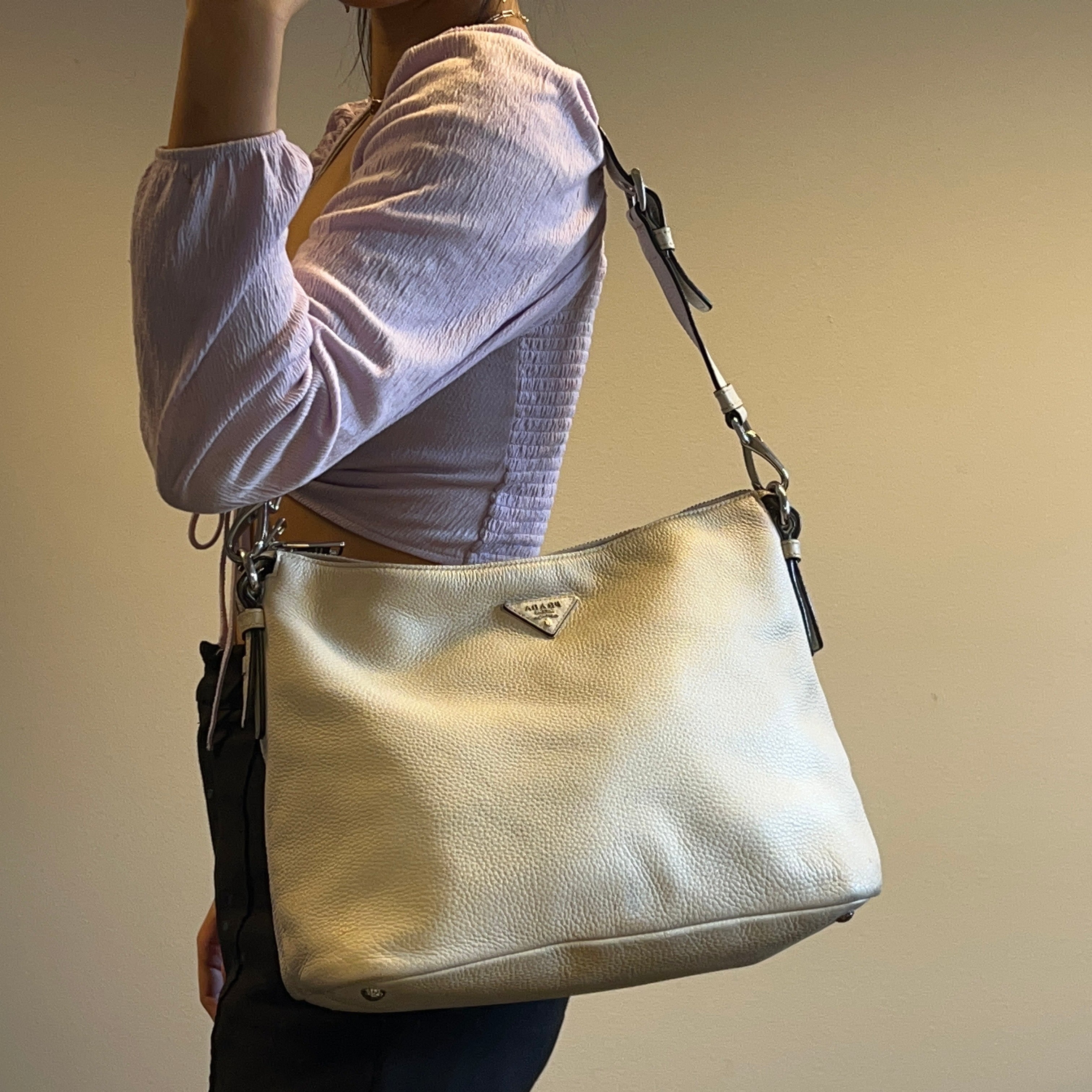 Leather Hobo Shoulder Bag Off White - Vintage Luxuries