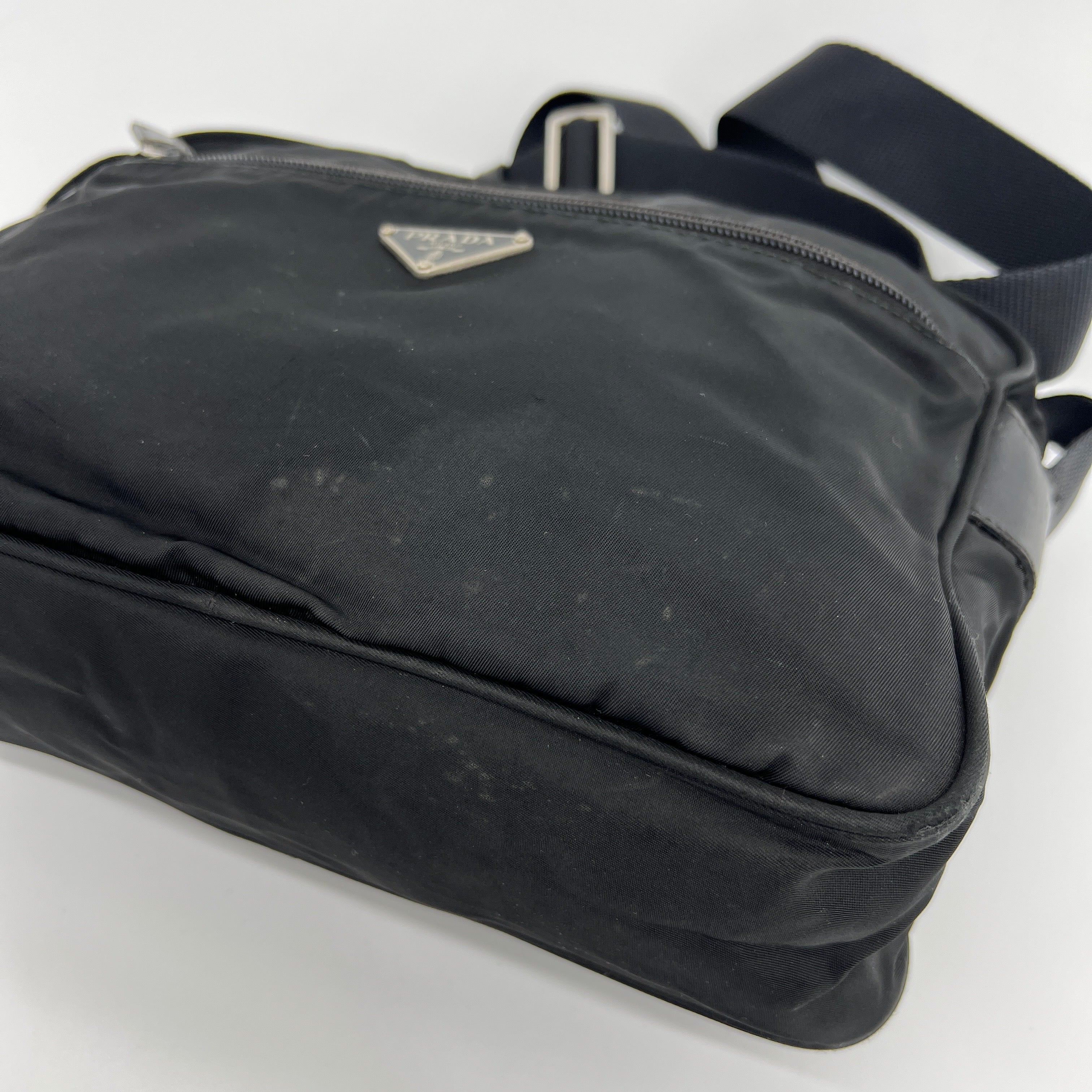 Nylon Camera Crossbody Black - Vintage Luxuries