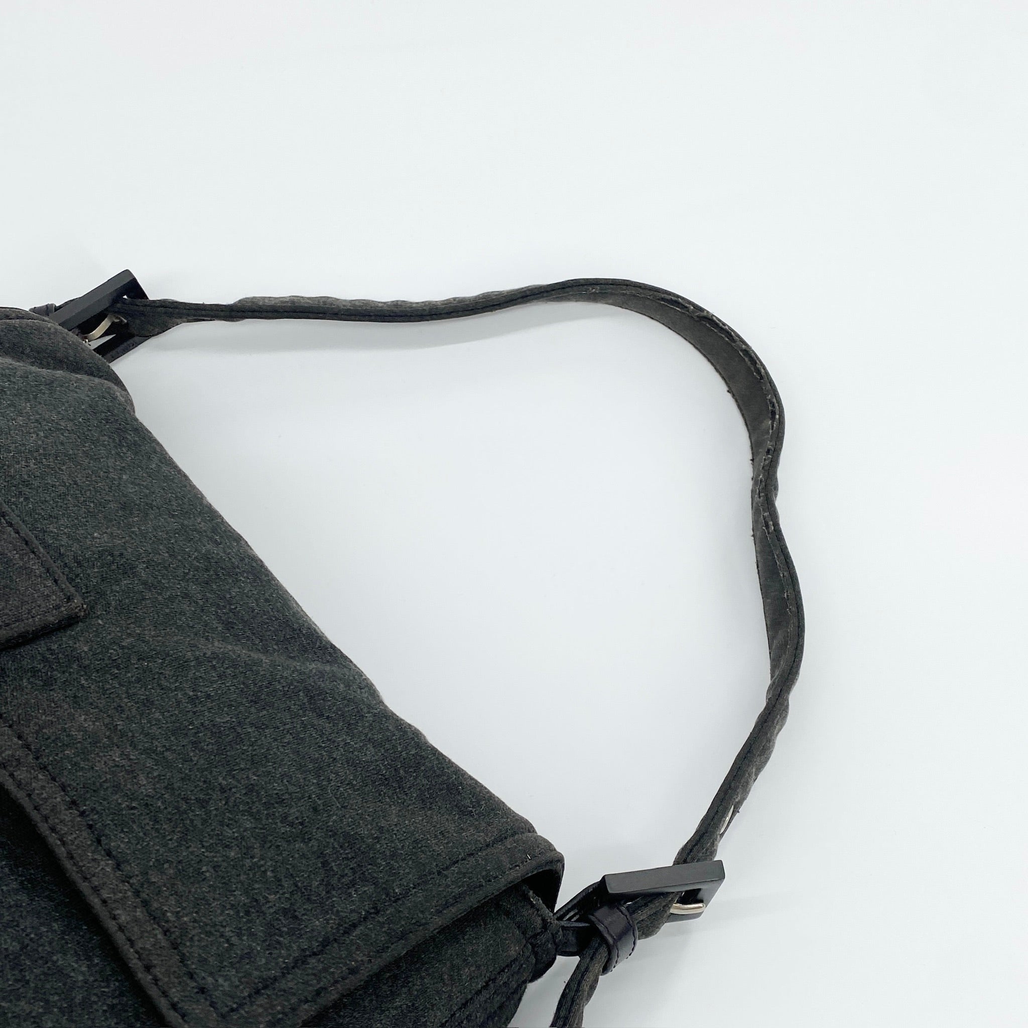 Cloth Mamma Baguette Shoulder Bag Grey - Vintage Luxuries