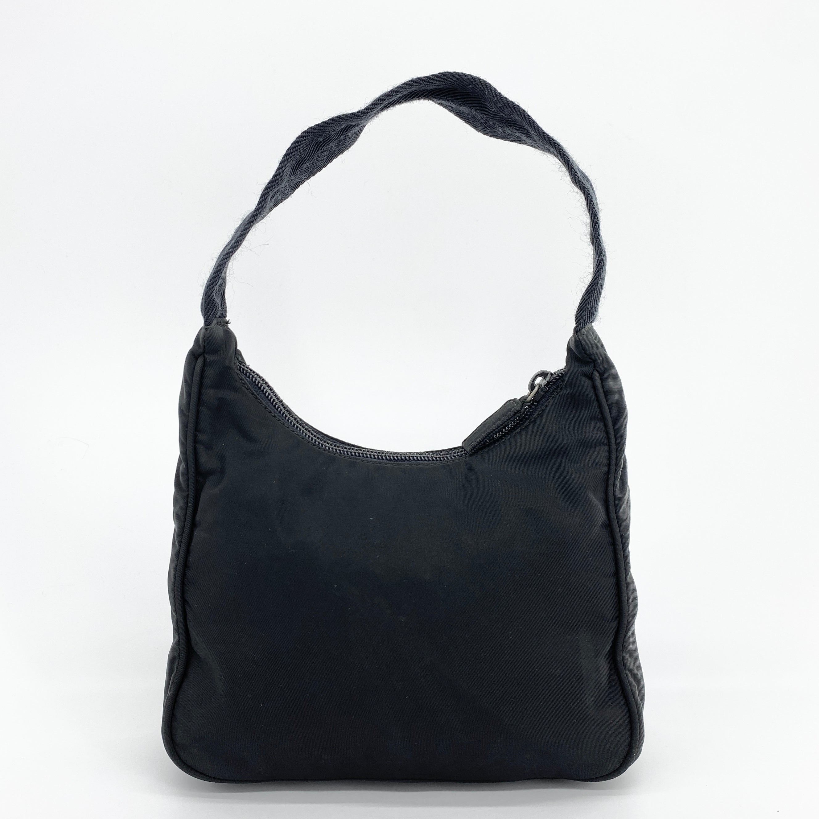 Nylon Tessuto Shoulder Bag Black - Vintage Luxuries
