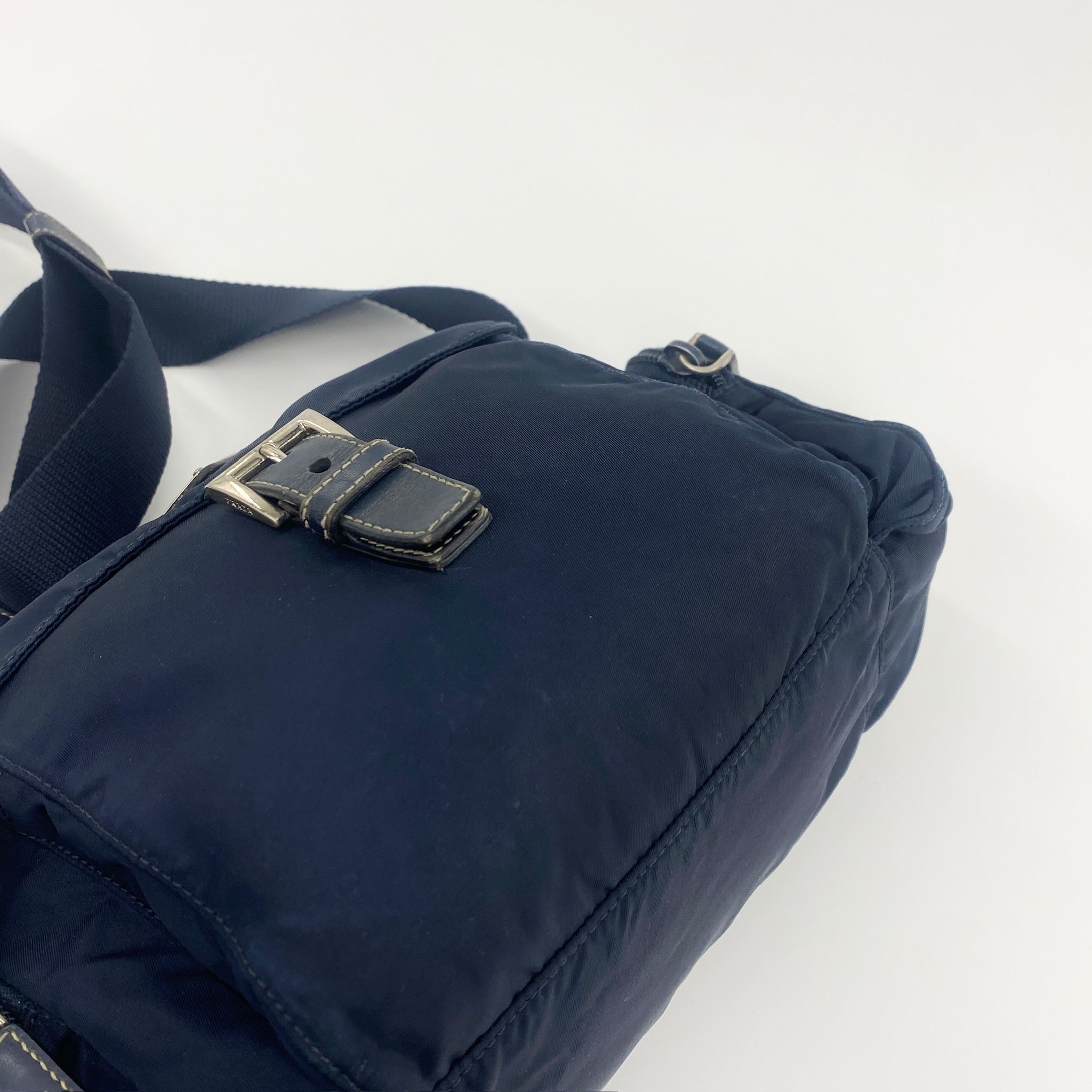 Nylon Multi Pocket Messenger Small Crossbody Navy Blue - Vintage Luxuries