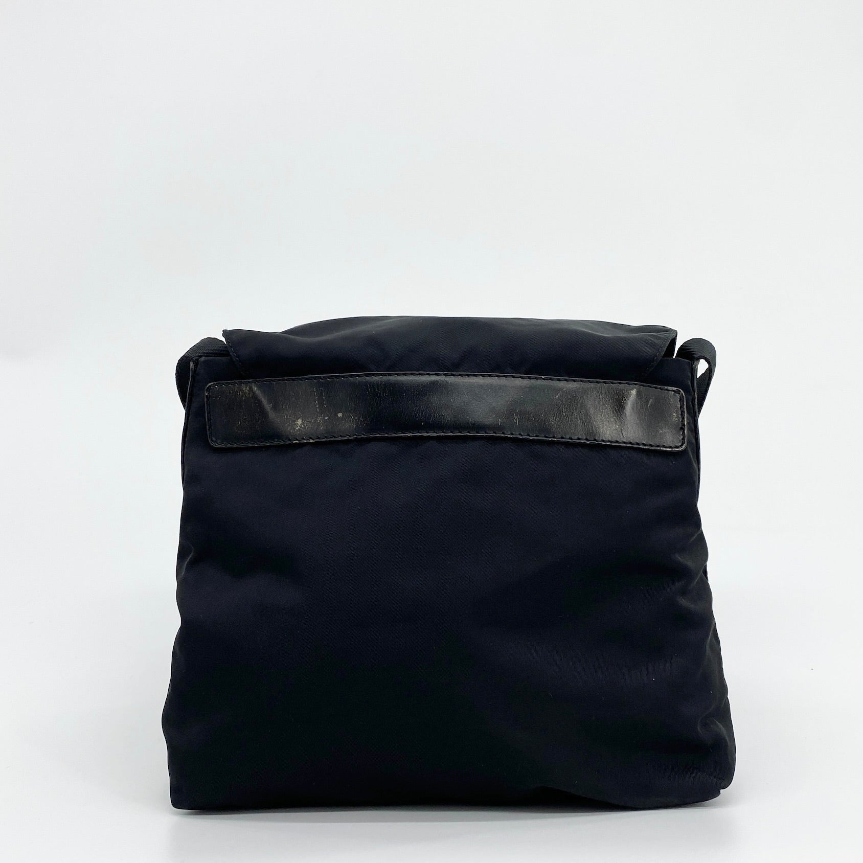 Messenger Small Crossbody Black