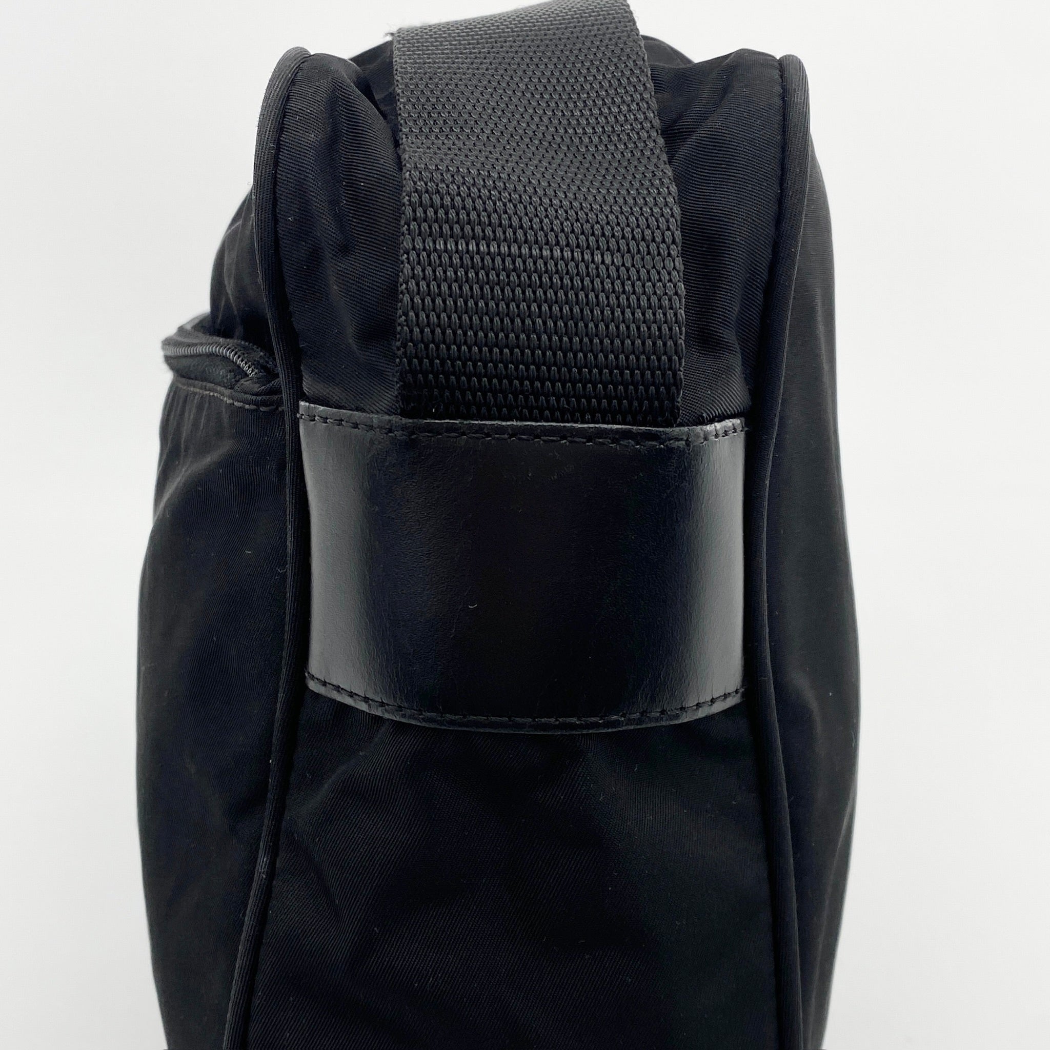 Nylon Camera Crossbody Black