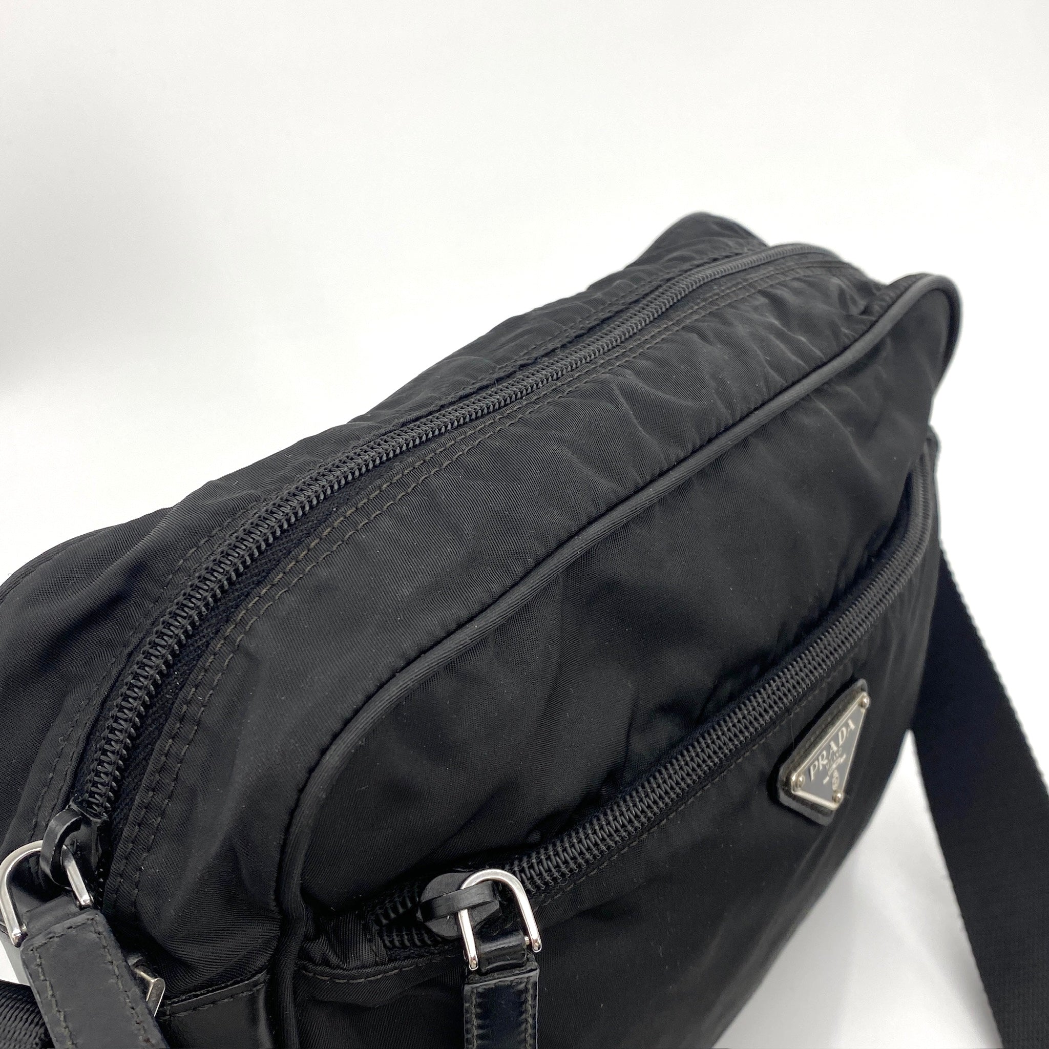 Nylon Camera Crossbody Black